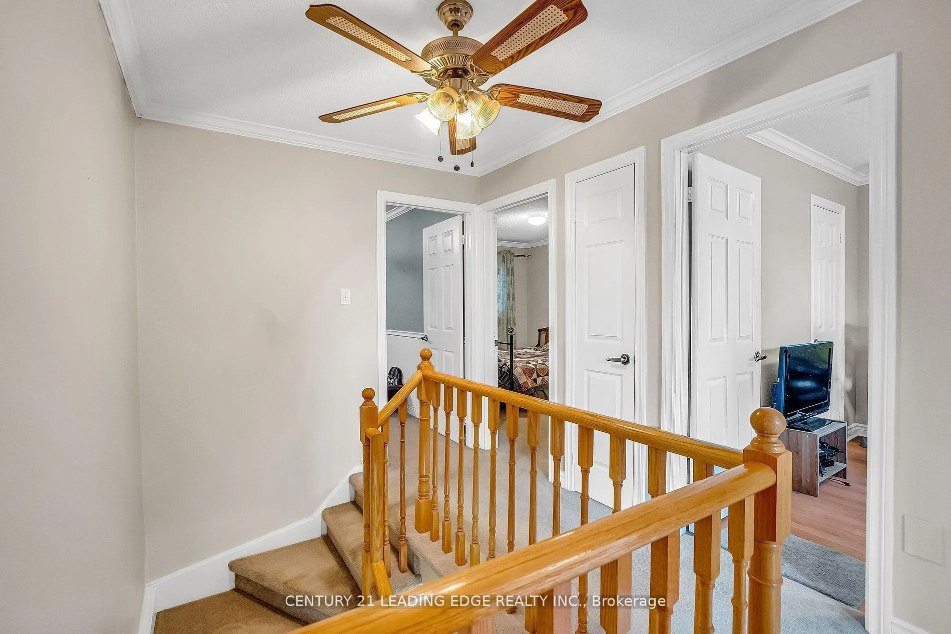 Photo 22 of 21 Brushwood Crescent, Barrie, Bayshore — HOMEH