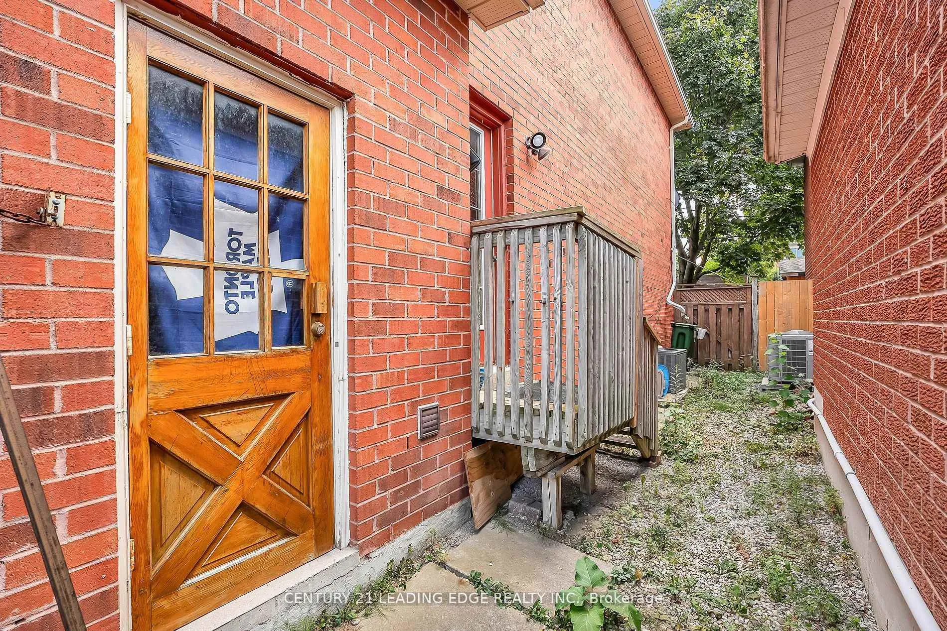Photo 39 of 21 Brushwood Crescent, Barrie, Bayshore — HOMEH