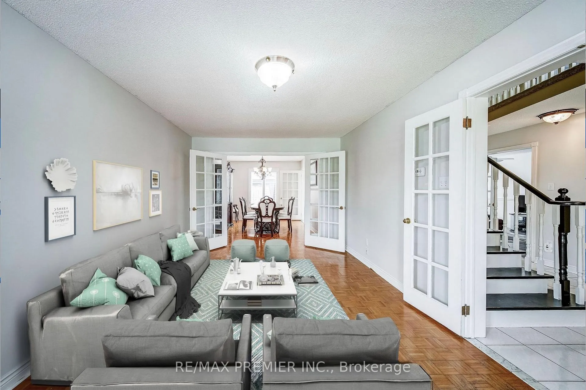 Photo 5 of 21 Berrydown Drive, Caledon, Bolton East — HOMEH