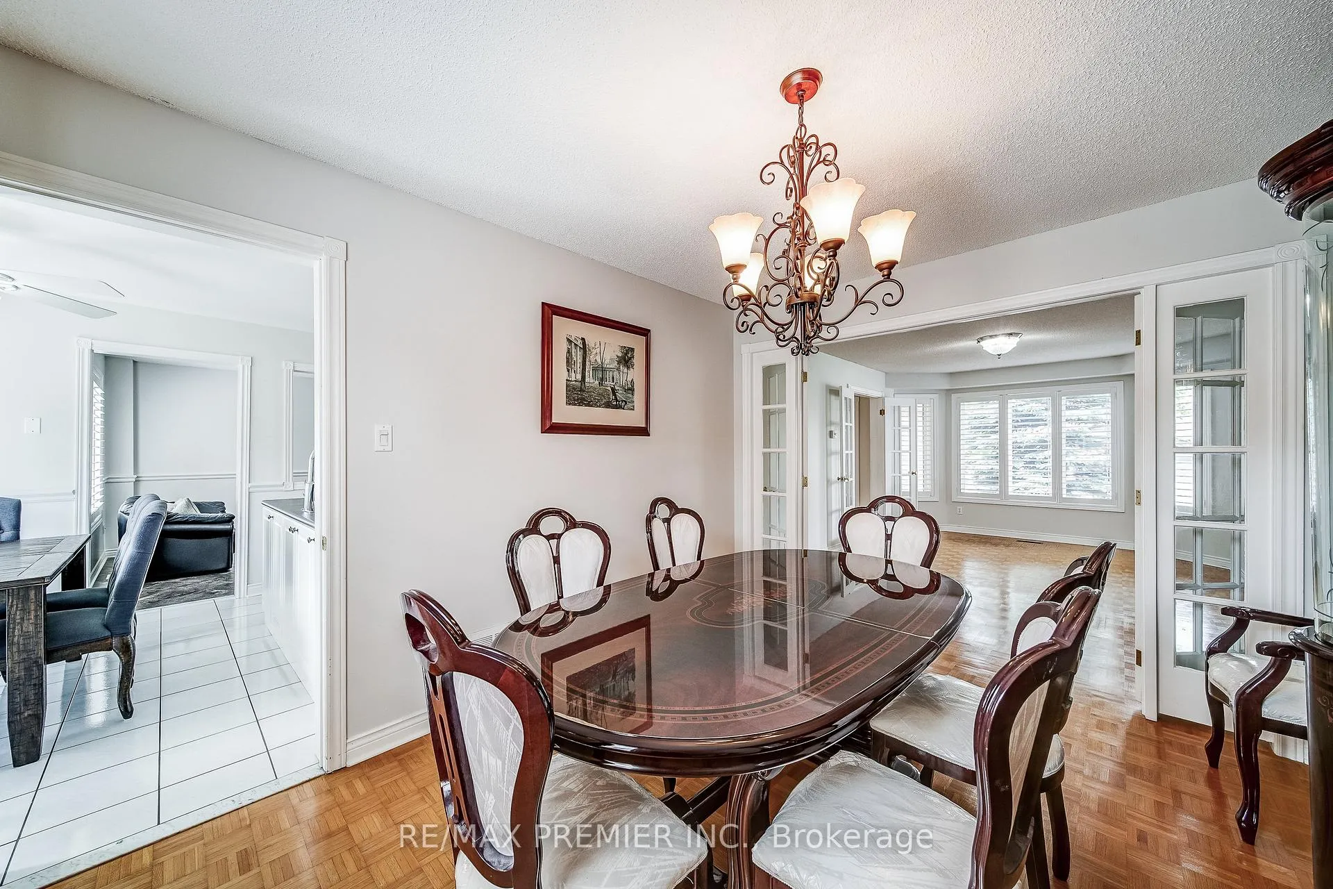 Photo 10 of 21 Berrydown Drive, Caledon, Bolton East — HOMEH