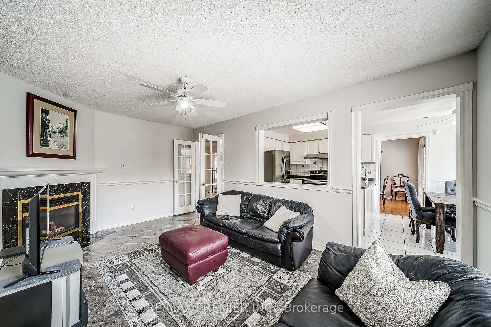 Photo 13 of 21 Berrydown Drive, Caledon, Bolton East — HOMEH