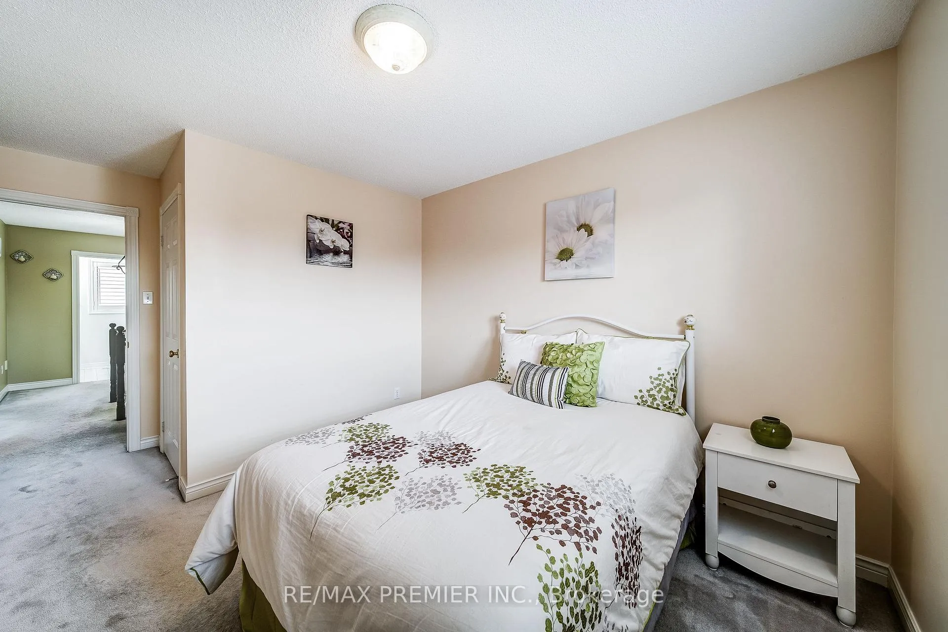 Photo 28 of 21 Berrydown Drive, Caledon, Bolton East — HOMEH