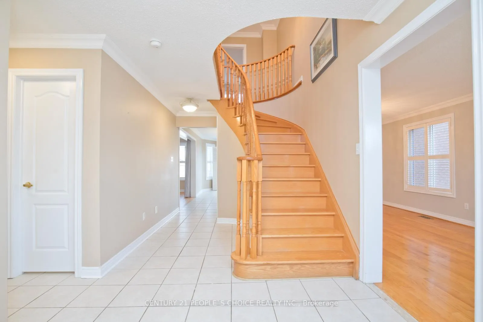 Photo 14 of 71 Rosanna Crescent, Vaughan, Maple — HOMEH
