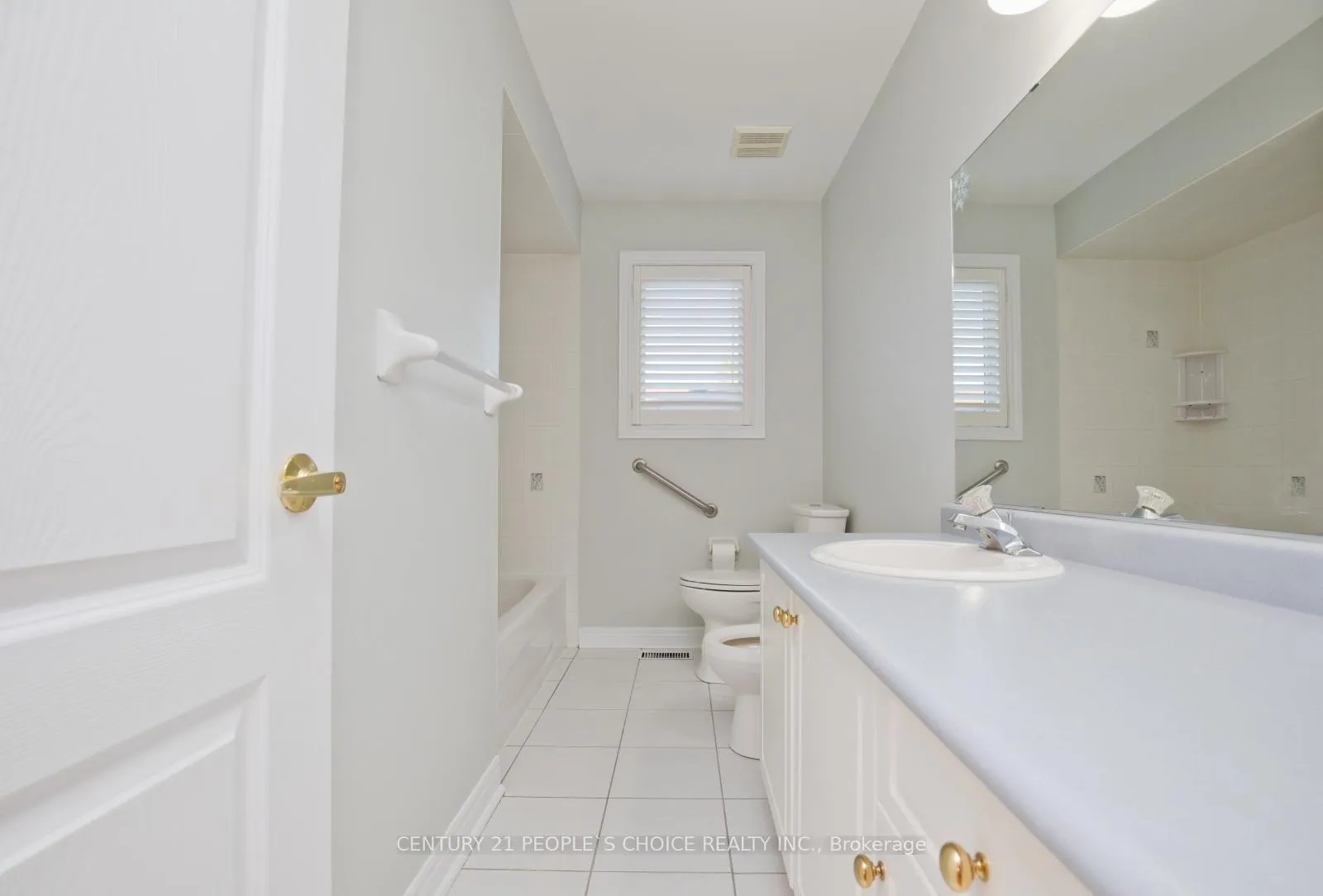 Photo 24 of 71 Rosanna Crescent, Vaughan, Maple — HOMEH