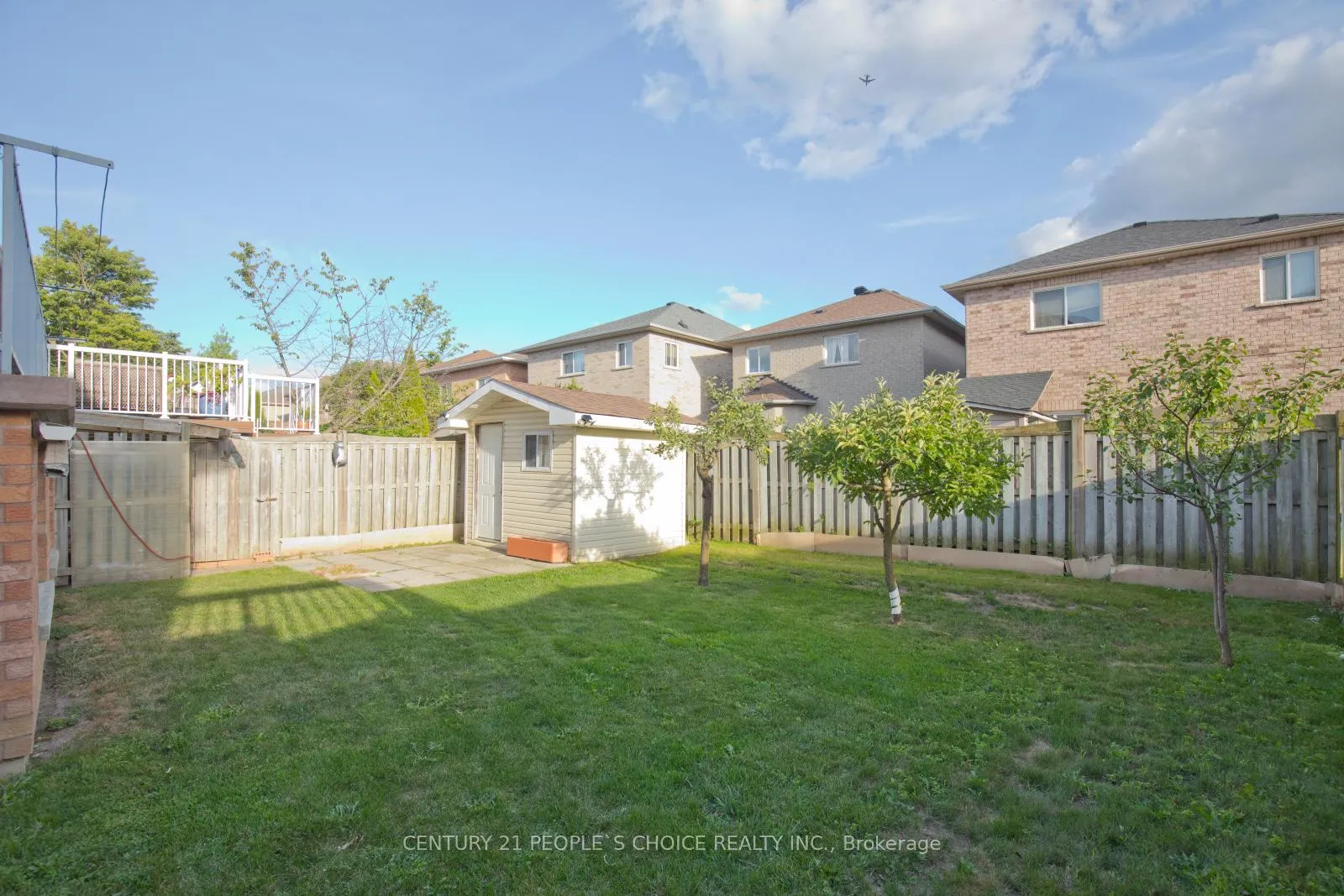 Photo 37 of 71 Rosanna Crescent, Vaughan, Maple — HOMEH