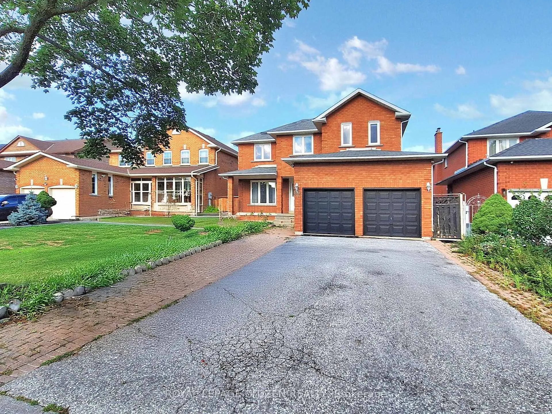 Photo 2 of 63 Dante Ct, Vaughan, East Woodbridge — HOMEH