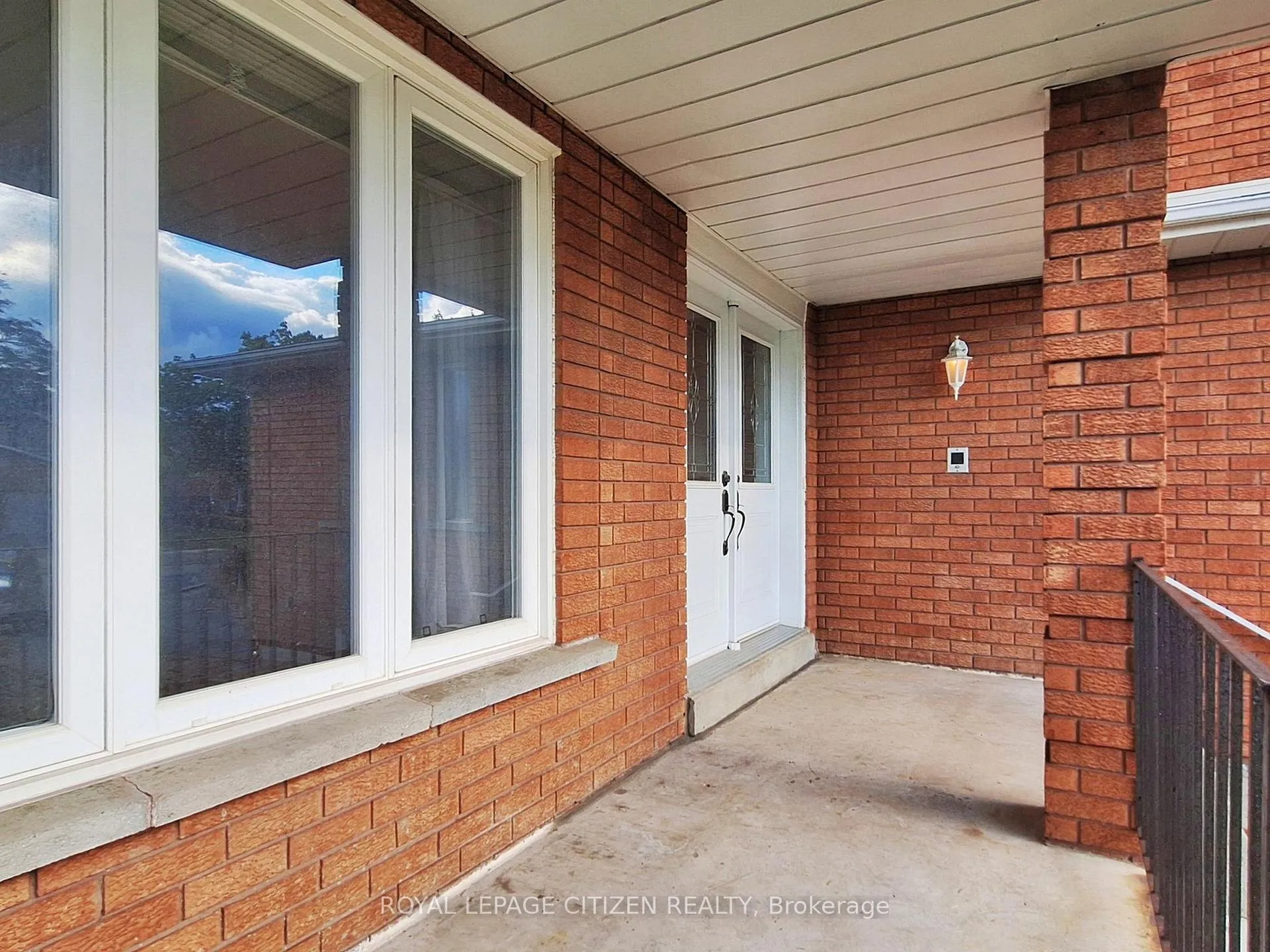 Photo 6 of 63 Dante Ct, Vaughan, East Woodbridge — HOMEH