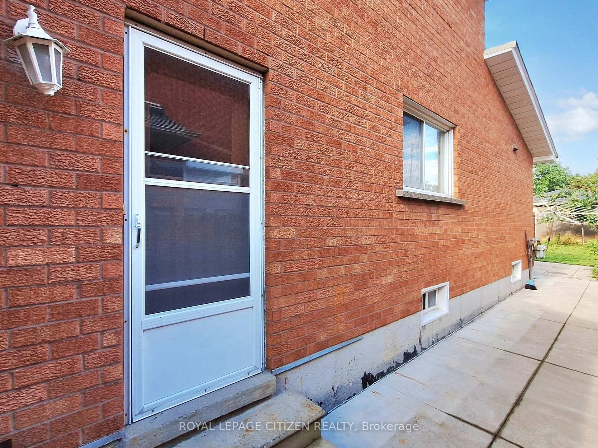 Photo 37 of 63 Dante Ct, Vaughan, East Woodbridge — HOMEH