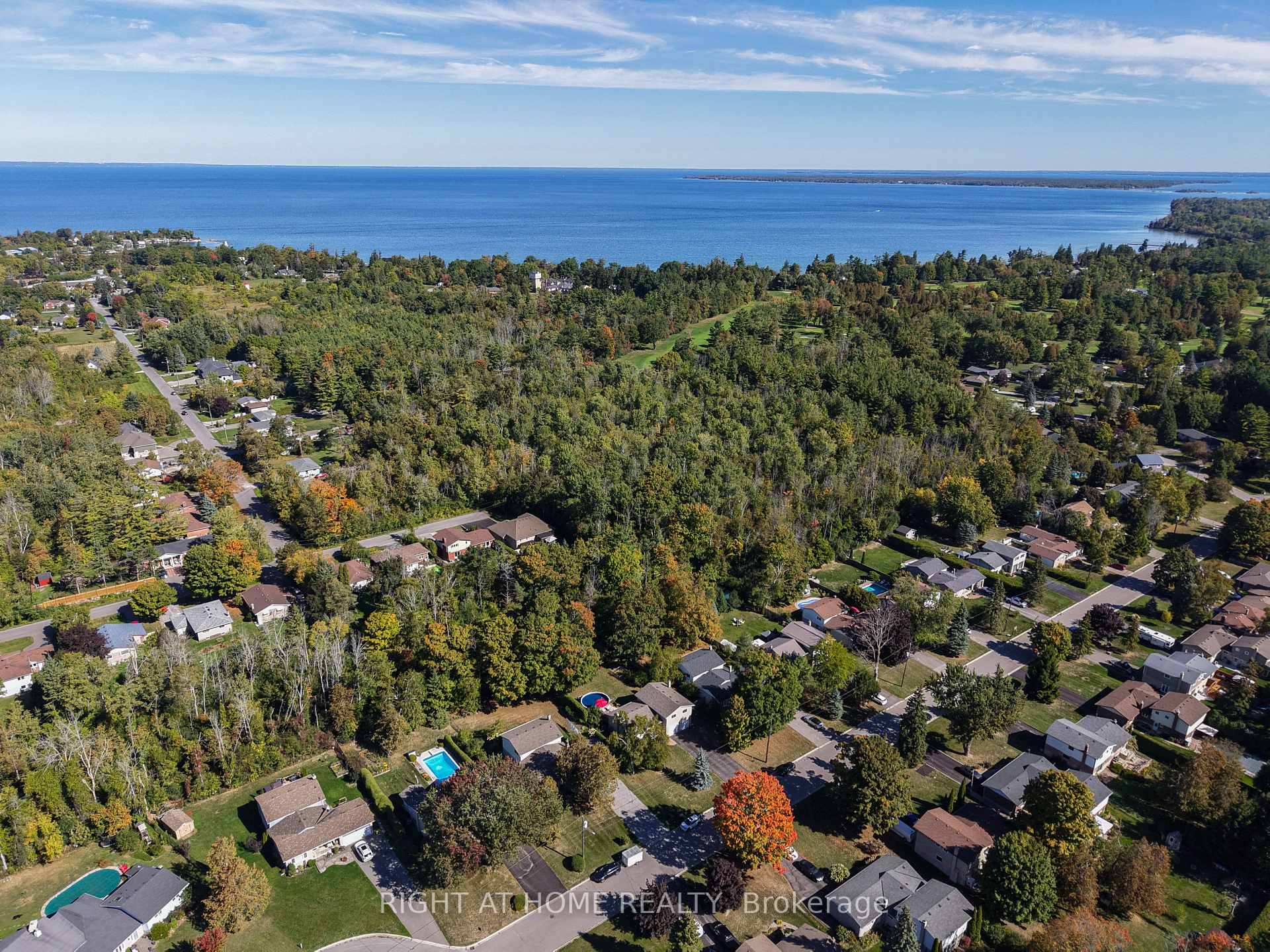 Photo 35 of 18 Northwood Road, Georgina, Sutton & Jackson's Point — HOMEH