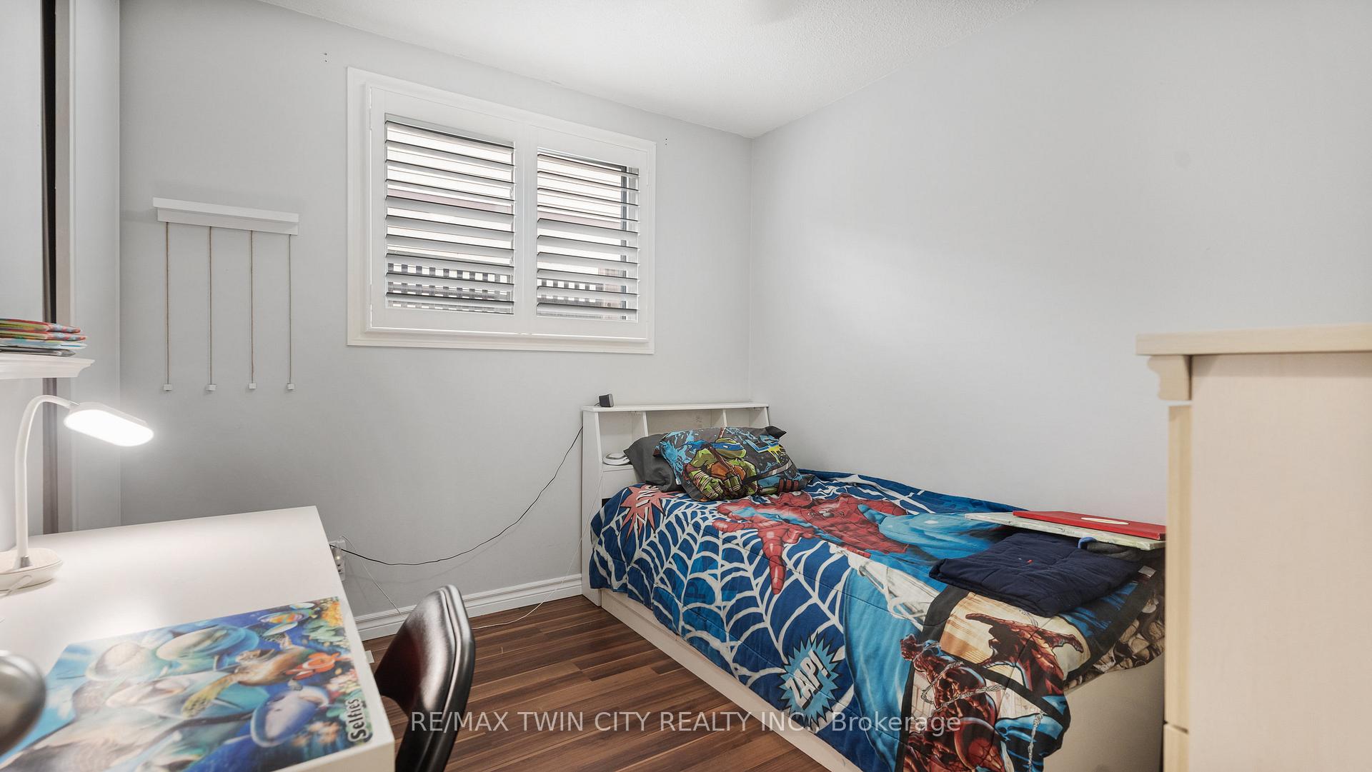 Photo 18 of 43 Viscount Road, Brant, Brantford Twp — HOMEH