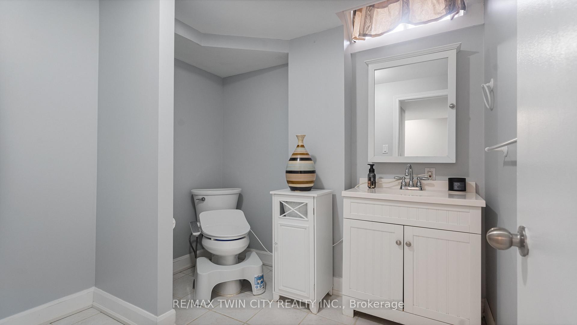 Photo 28 of 43 Viscount Road, Brant, Brantford Twp — HOMEH