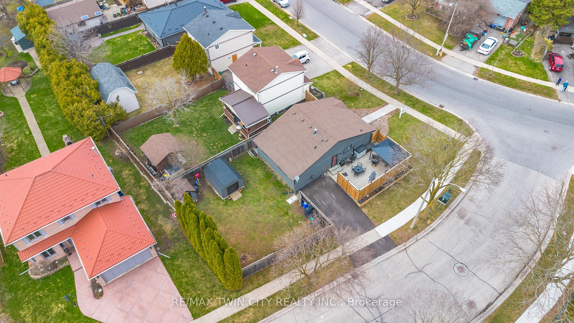 Photo 34 of 43 Viscount Road, Brant, Brantford Twp — HOMEH
