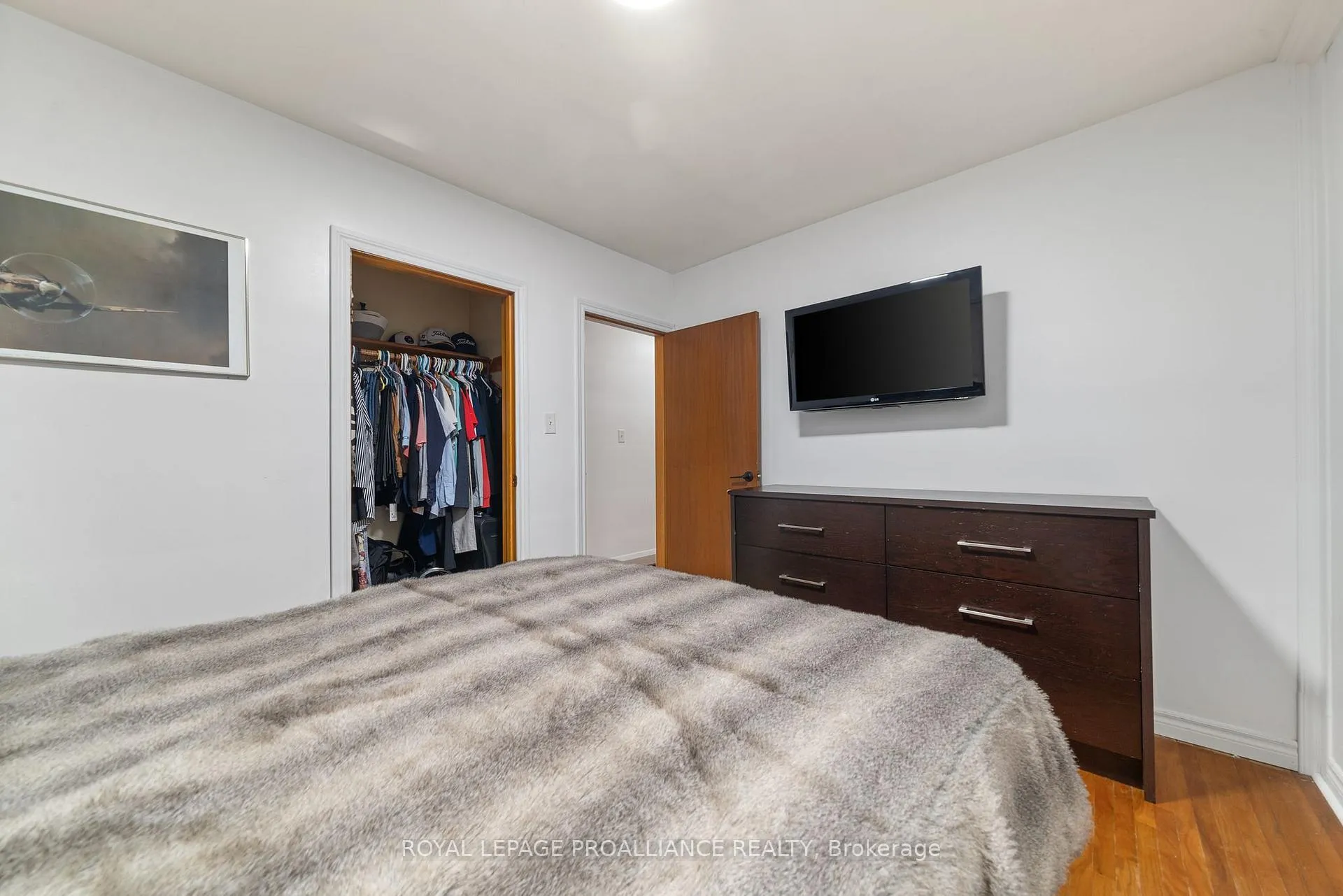 Photo 22 of 206 Elmwood Drive, Belleville, Thurlow Ward — HOMEH