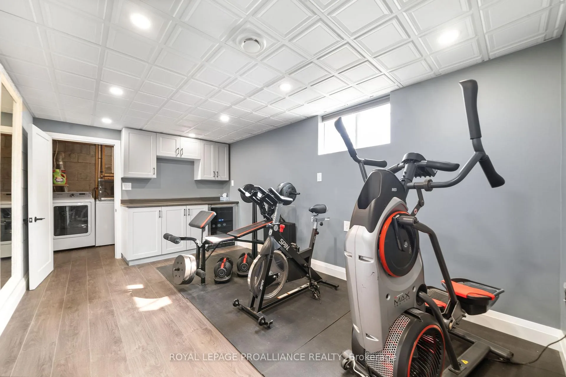 Photo 31 of 206 Elmwood Drive, Belleville, Thurlow Ward — HOMEH