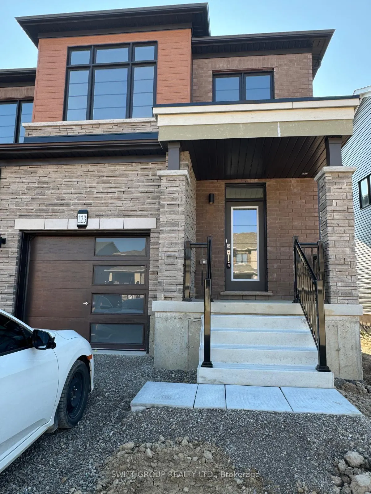 Photo of 123 Granville Crescent