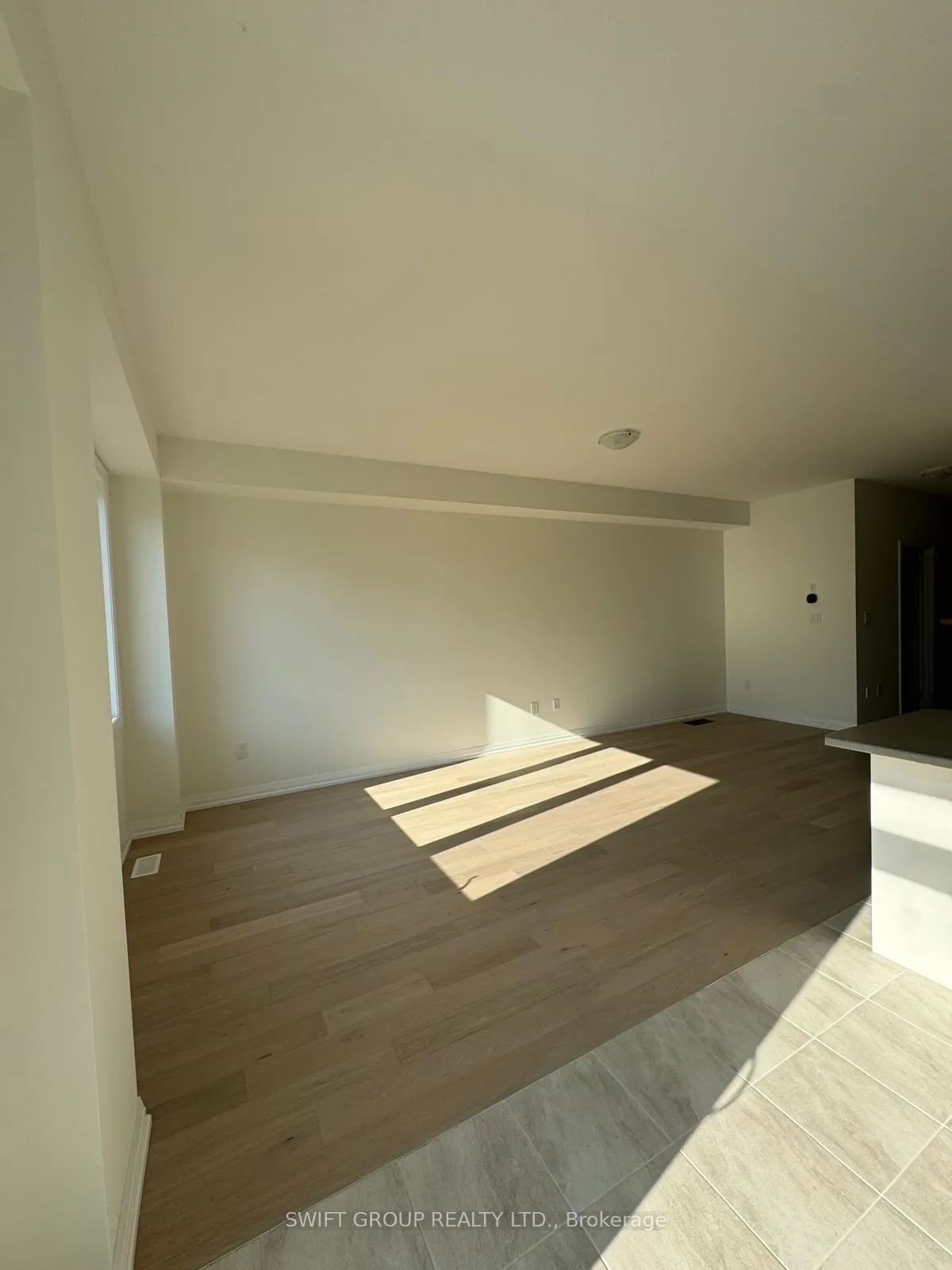 Photo 3 of 123 Granville Crescent, Haldimand — HOMEH