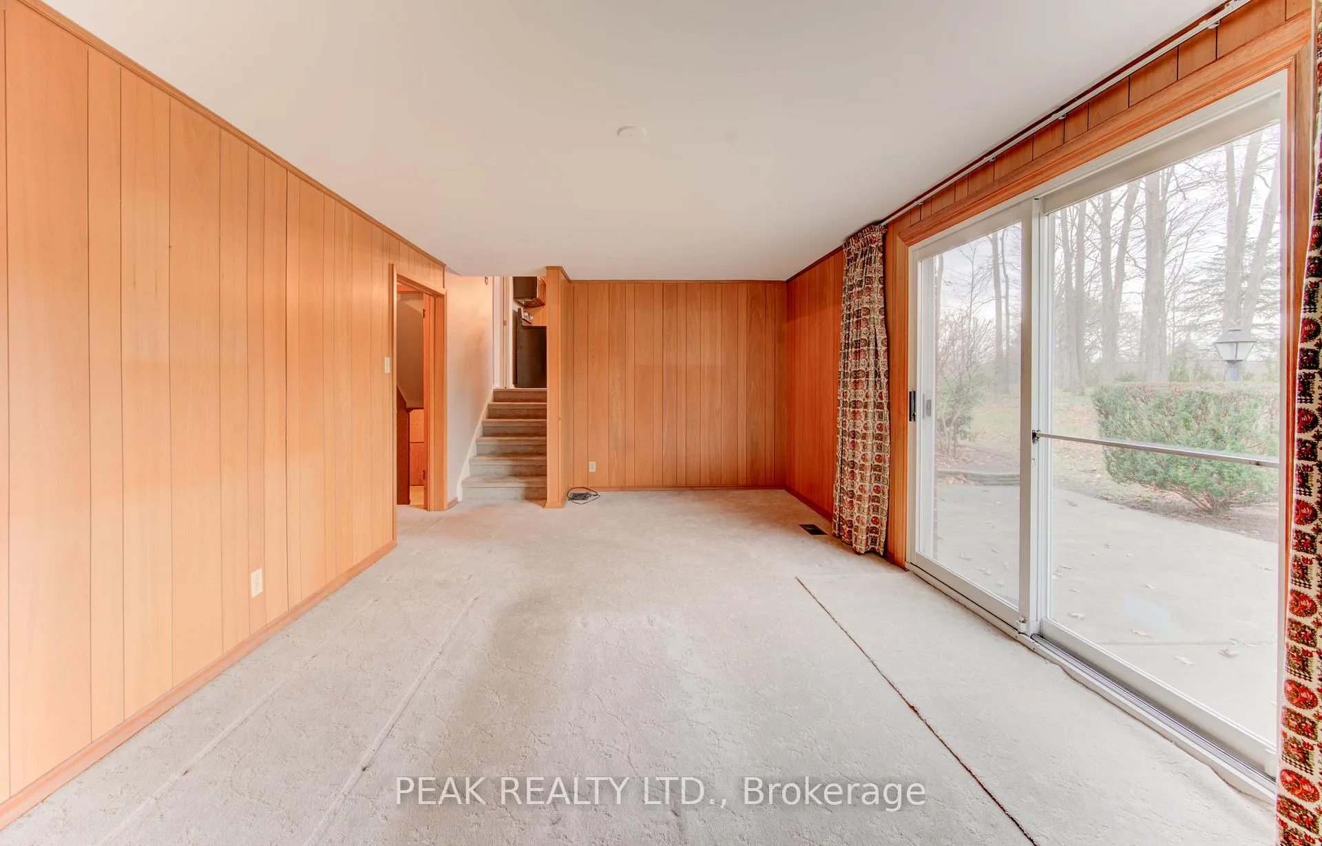 Photo 12 of 38 Glenwood Drive, Kitchener — HOMEH
