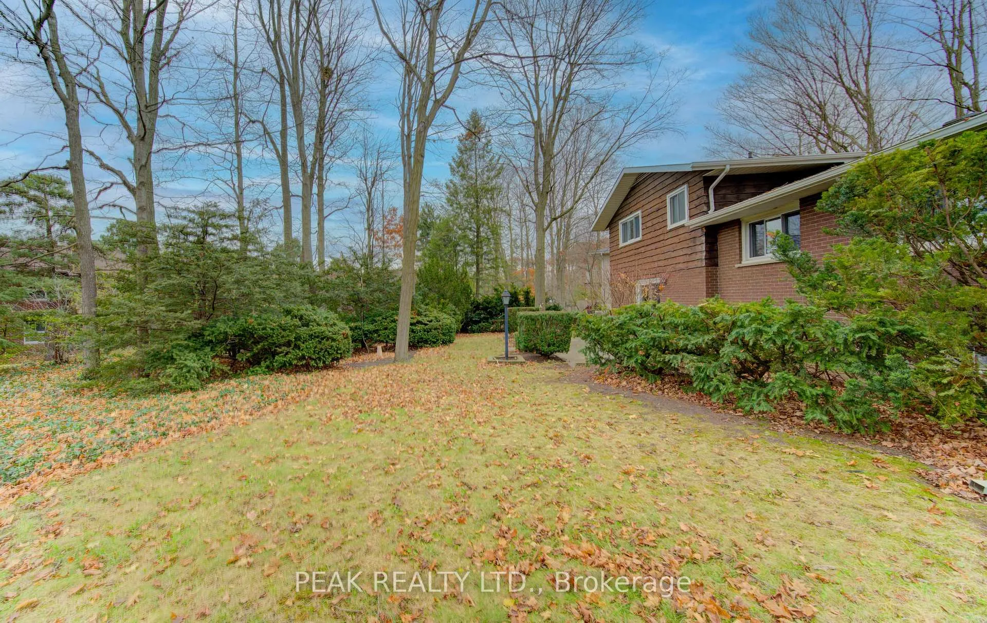 Photo 44 of 38 Glenwood Drive, Kitchener — HOMEH