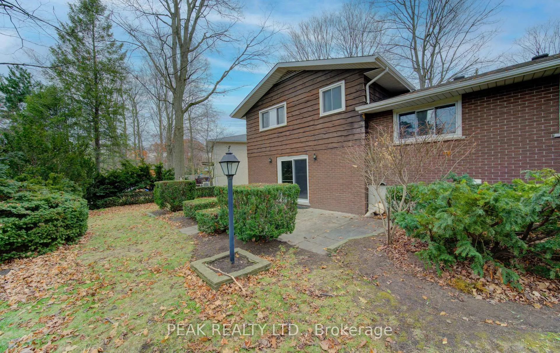 Photo 45 of 38 Glenwood Drive, Kitchener — HOMEH