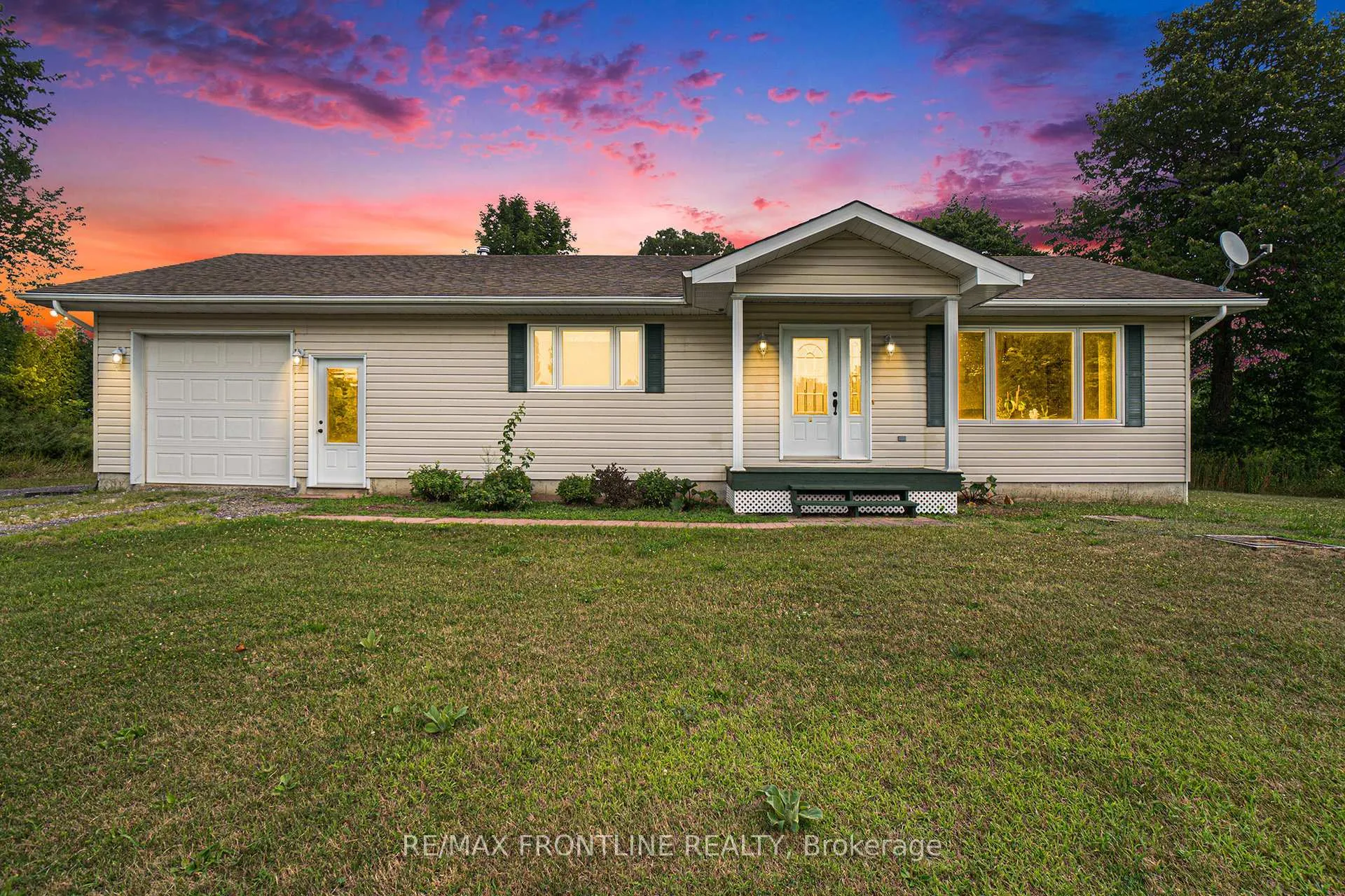 Photo 1 of 20650 Hwy 7, Tay Valley, Bathurst/Burgess & Sherbrooke (Bathurst) Twp — HOMEH