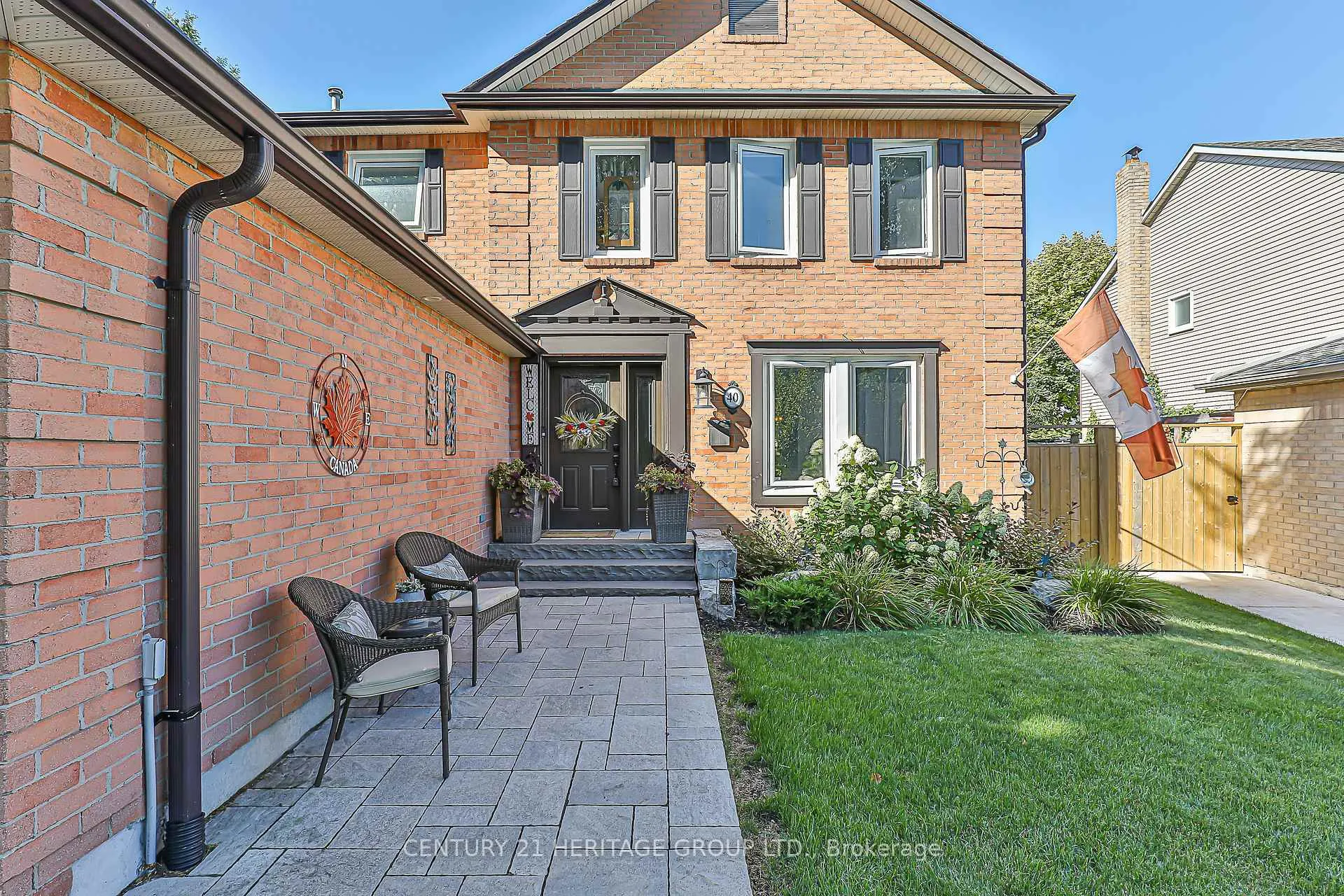 Photo 3 of 40 Albery Crescent, Aurora, Aurora Highlands — HOMEH