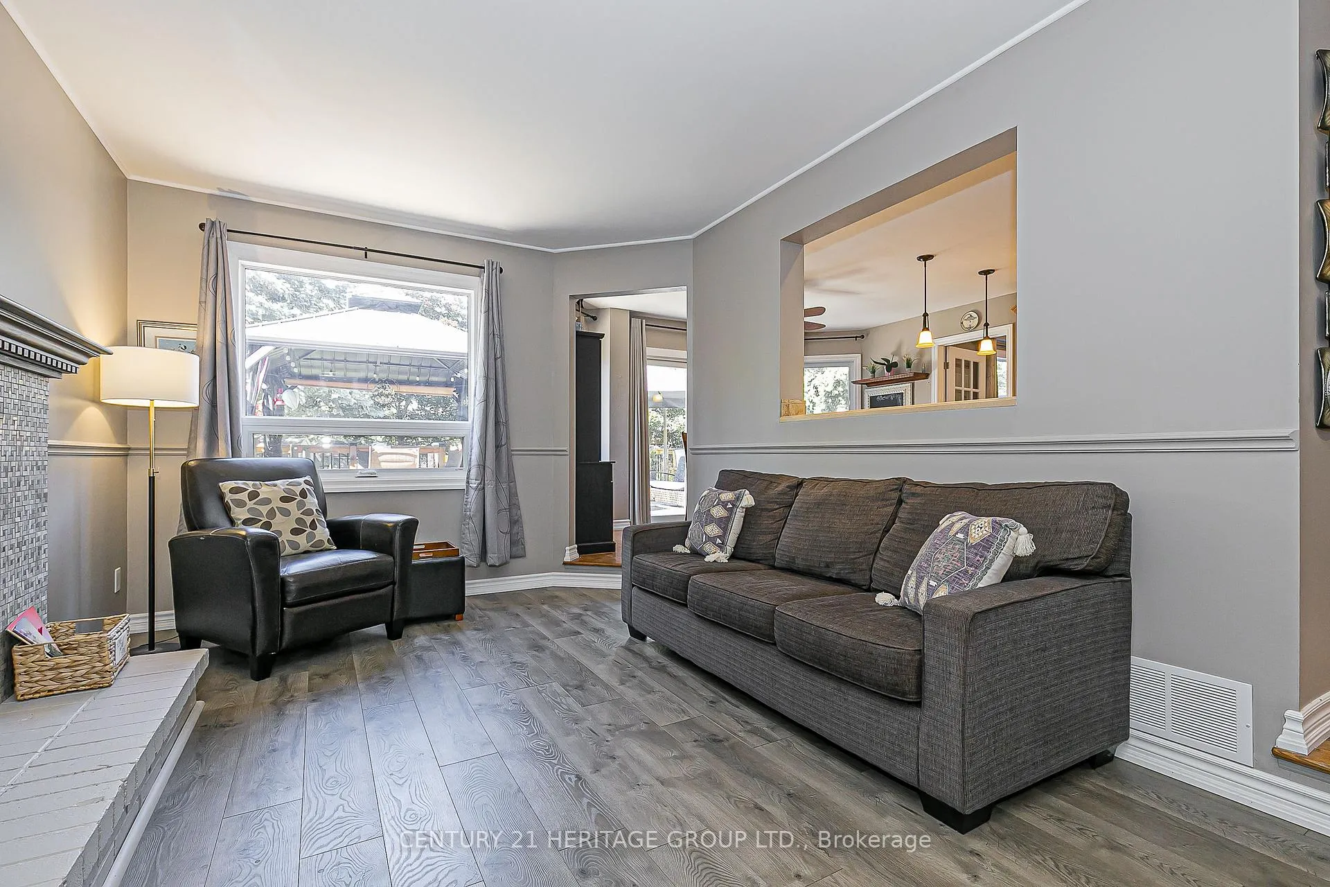 Photo 10 of 40 Albery Crescent, Aurora, Aurora Highlands — HOMEH
