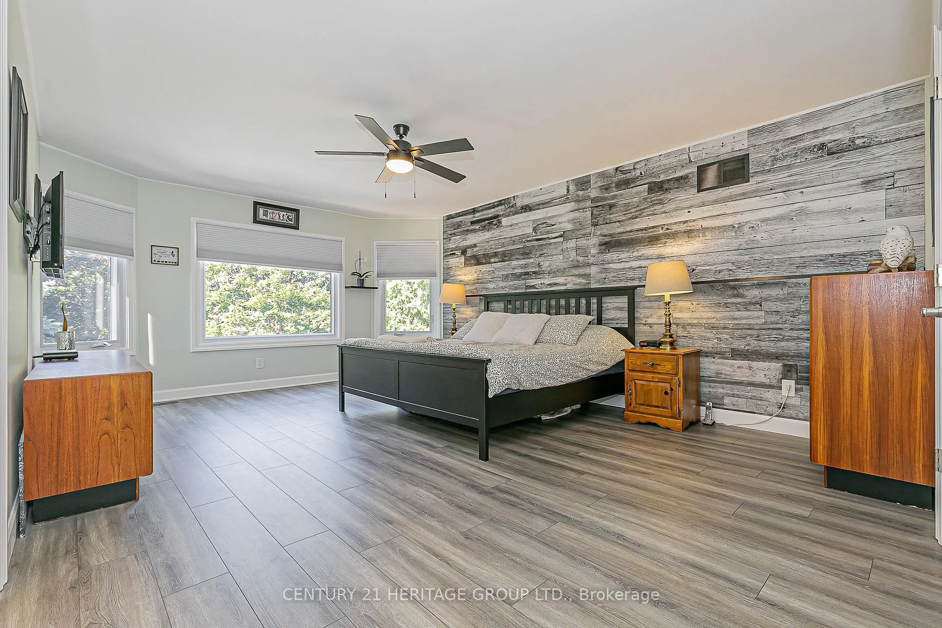 Photo 23 of 40 Albery Crescent, Aurora, Aurora Highlands — HOMEH