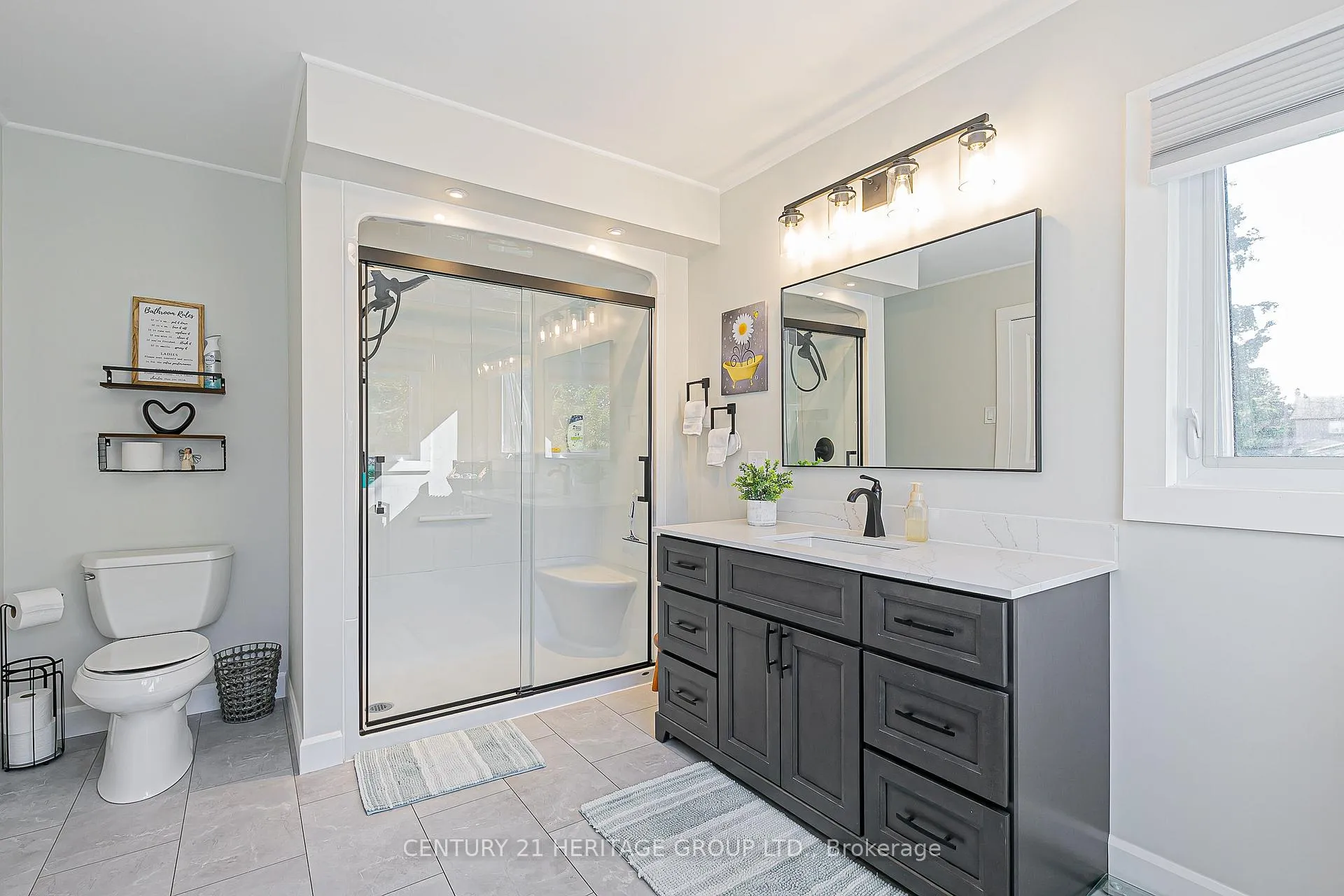 Photo 26 of 40 Albery Crescent, Aurora, Aurora Highlands — HOMEH