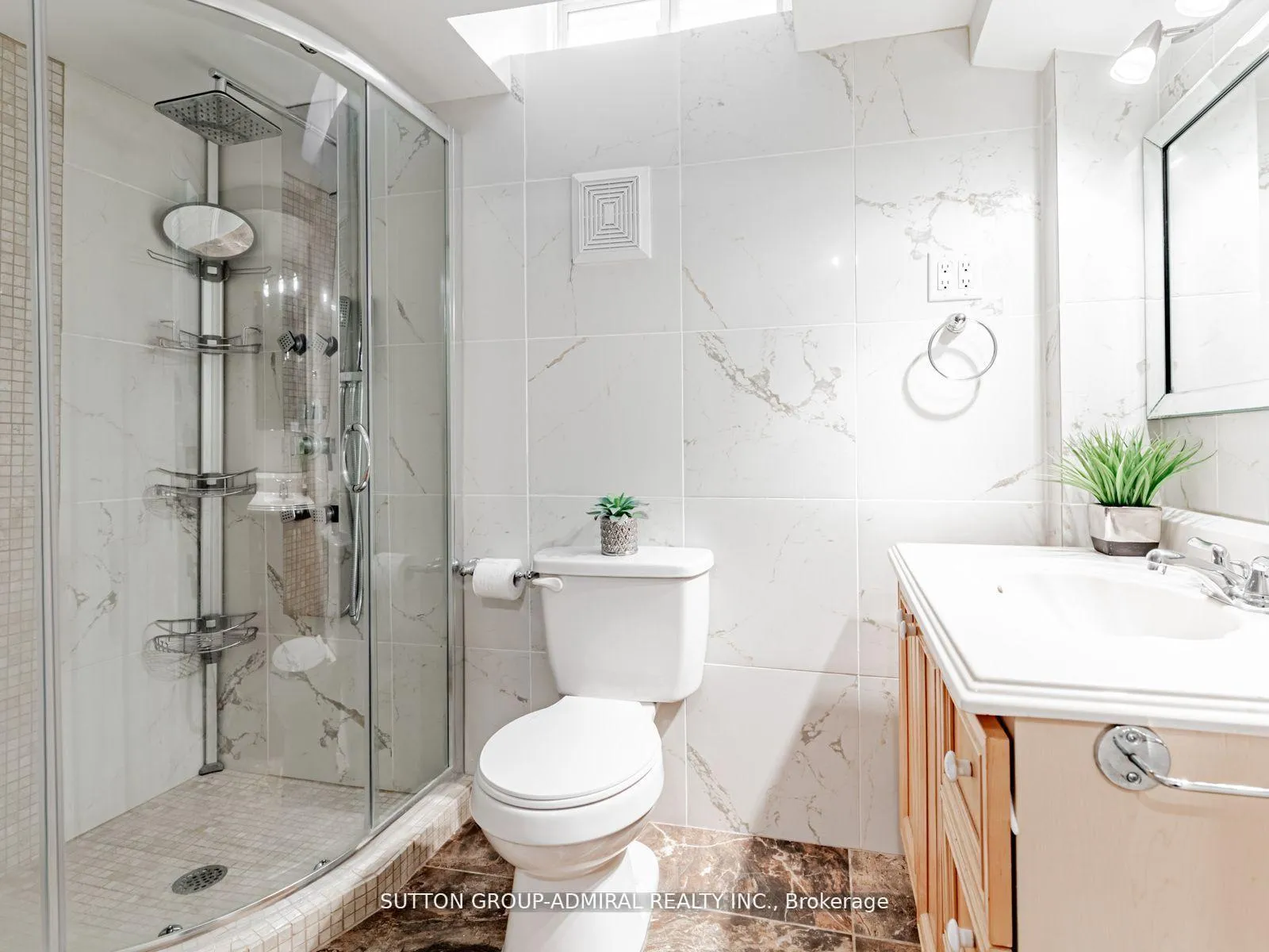 Photo 33 of 185 Foxfield Crescent, Vaughan, Patterson — HOMEH