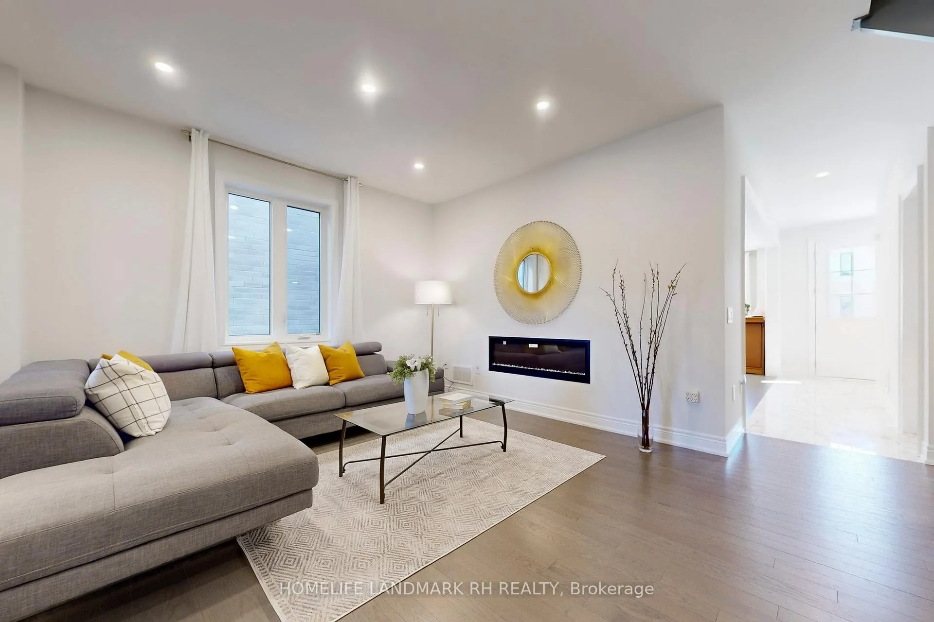 Photo 10 of 25 John Rolph Street, Markham, Cornell — HOMEH