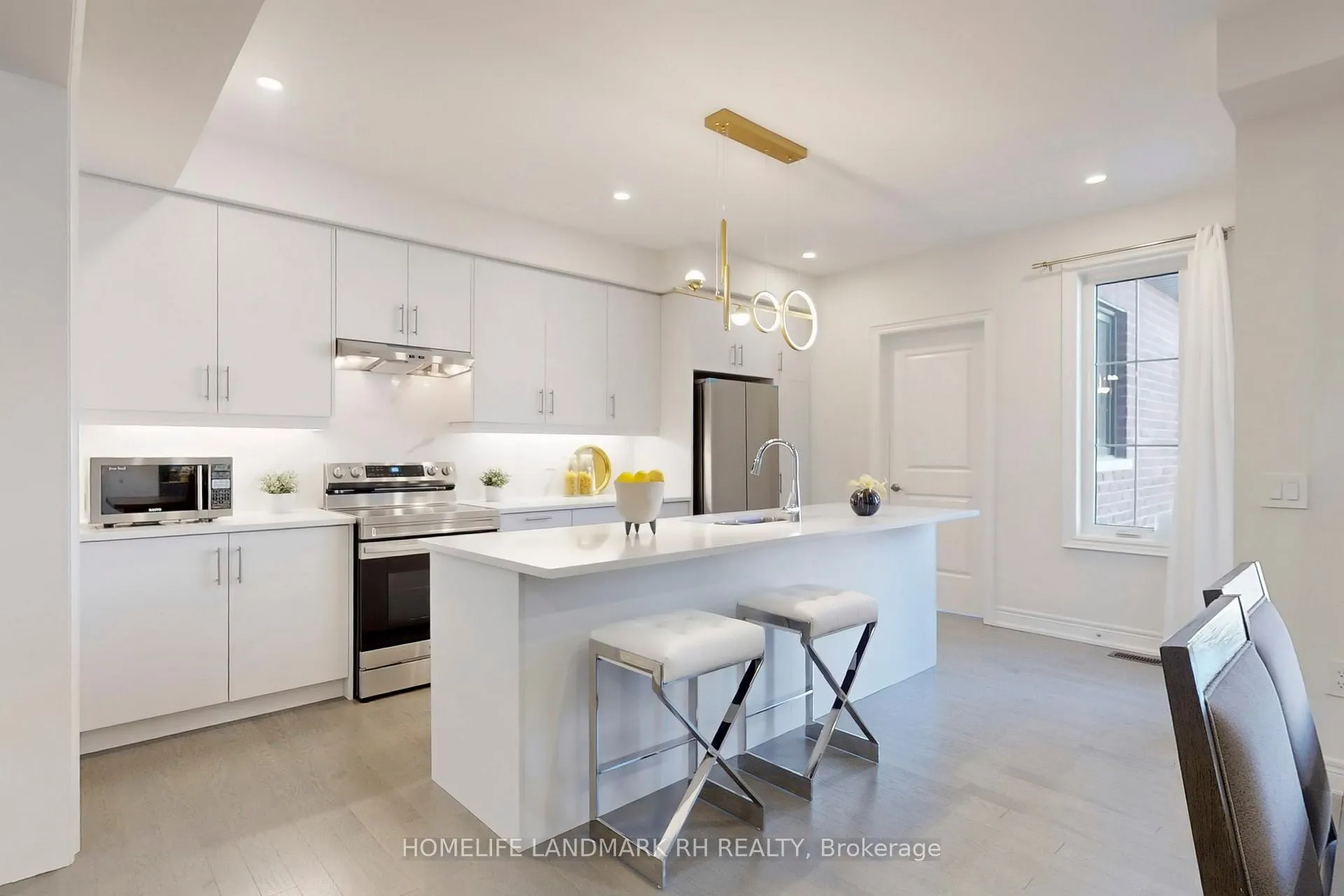 Photo 14 of 25 John Rolph Street, Markham, Cornell — HOMEH