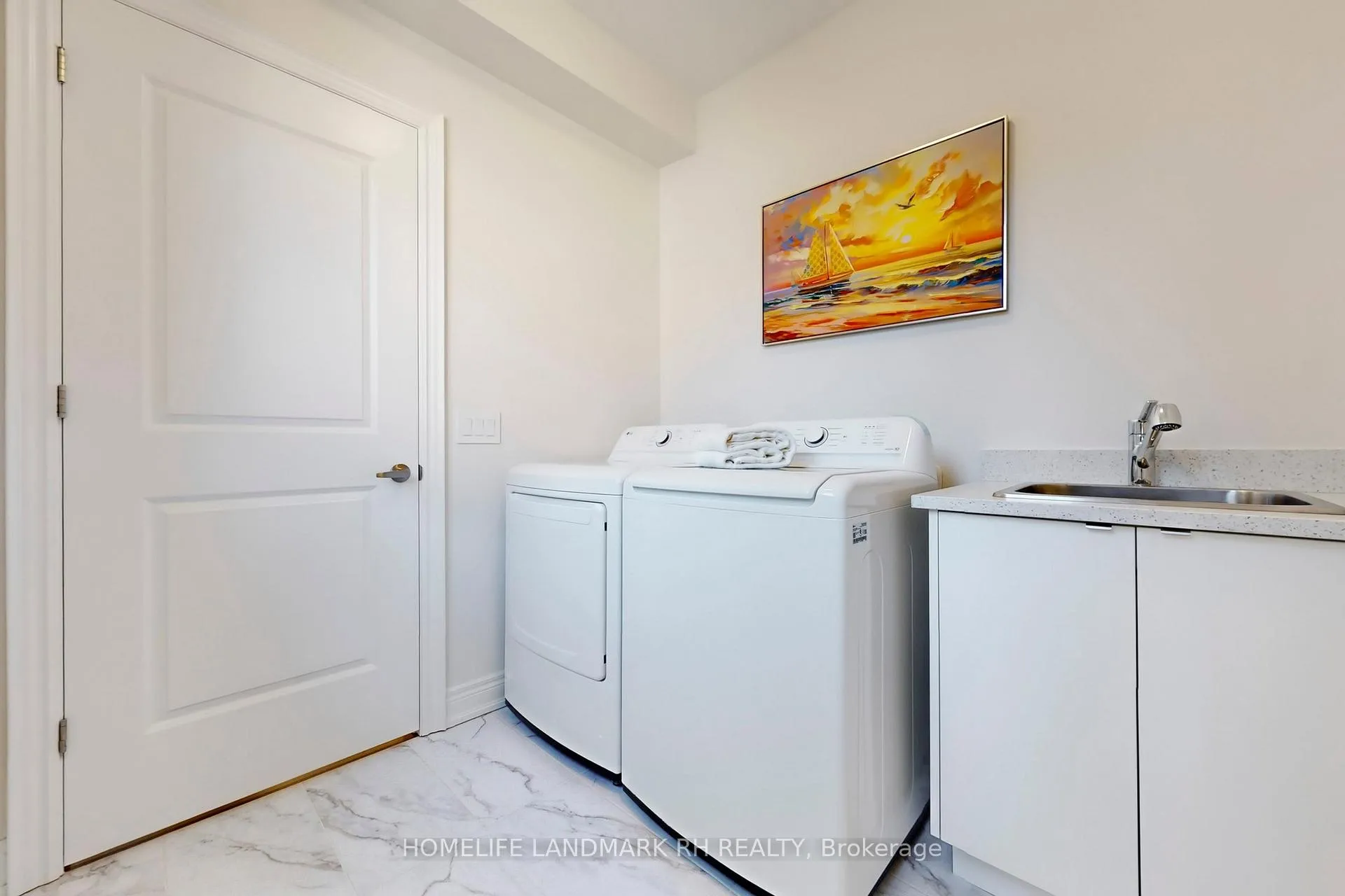 Photo 15 of 25 John Rolph Street, Markham, Cornell — HOMEH