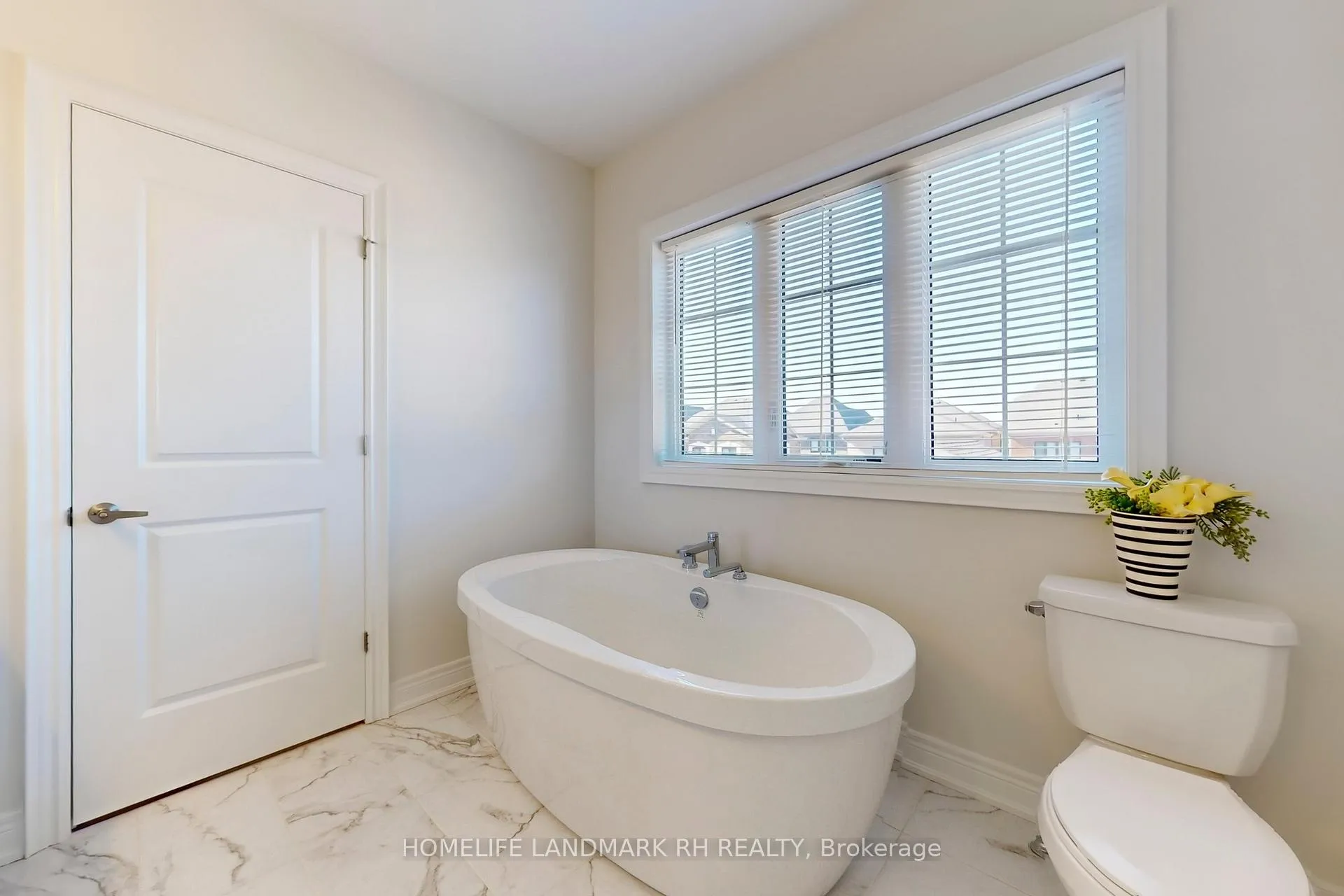 Photo 29 of 25 John Rolph Street, Markham, Cornell — HOMEH