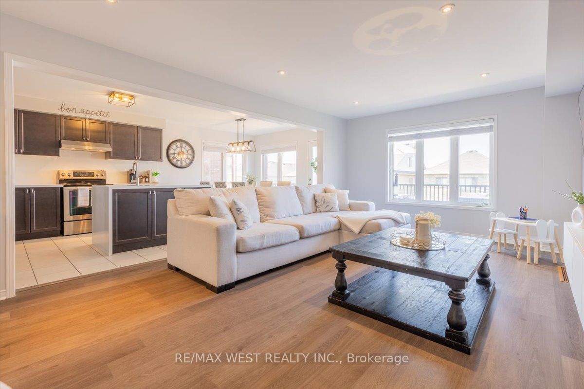 Photo 5 of 6 cherry Lane, New Tecumseth, Alliston — HOMEH