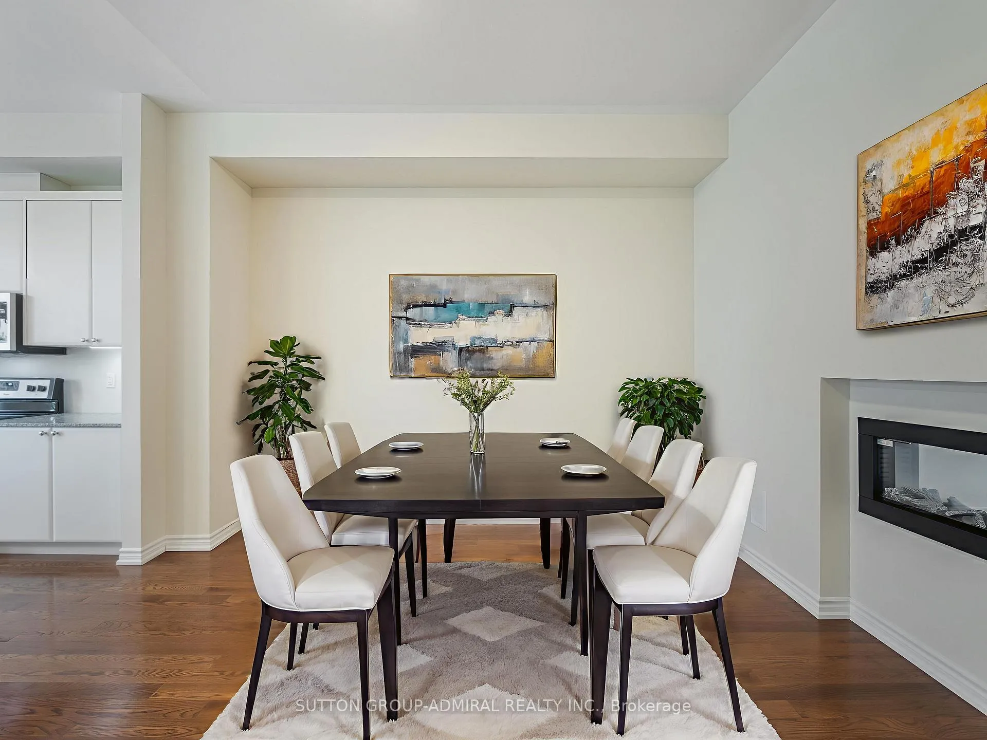 Photo 5 of 10 Golden Trail, Vaughan, Patterson — HOMEH