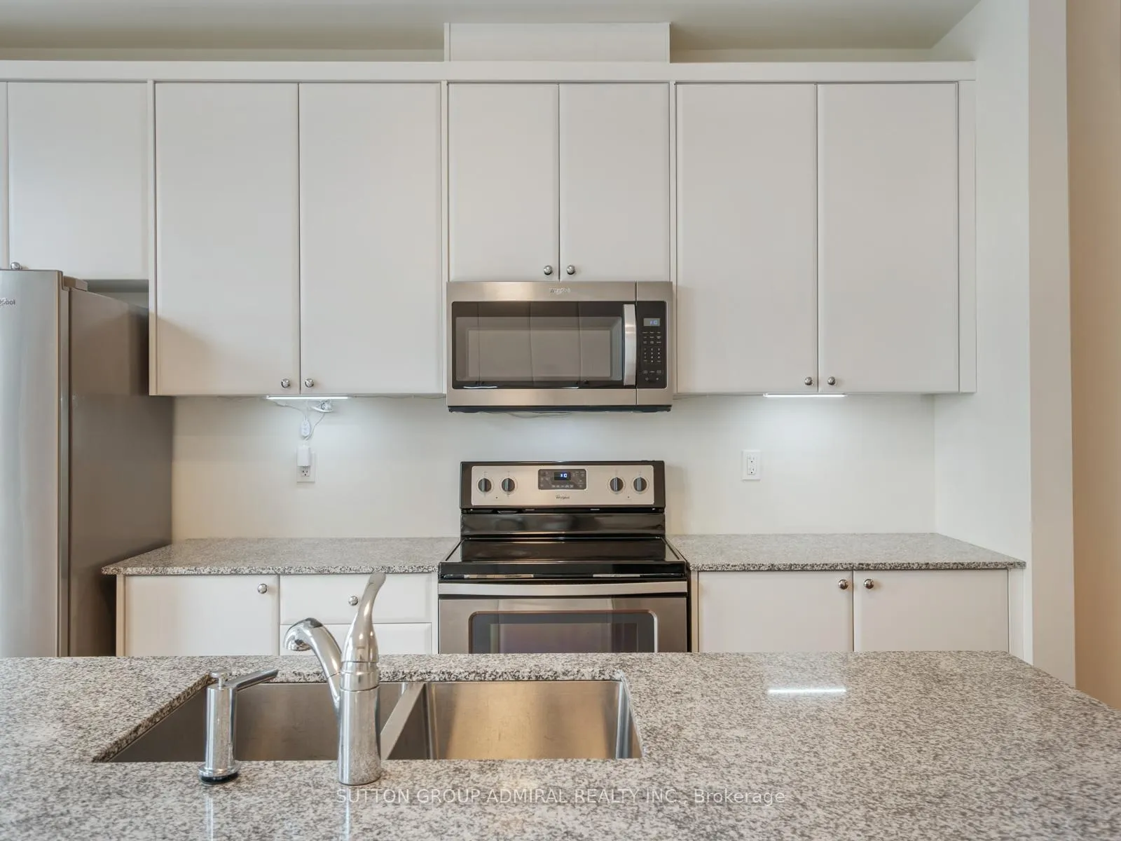 Photo 8 of 10 Golden Trail, Vaughan, Patterson — HOMEH