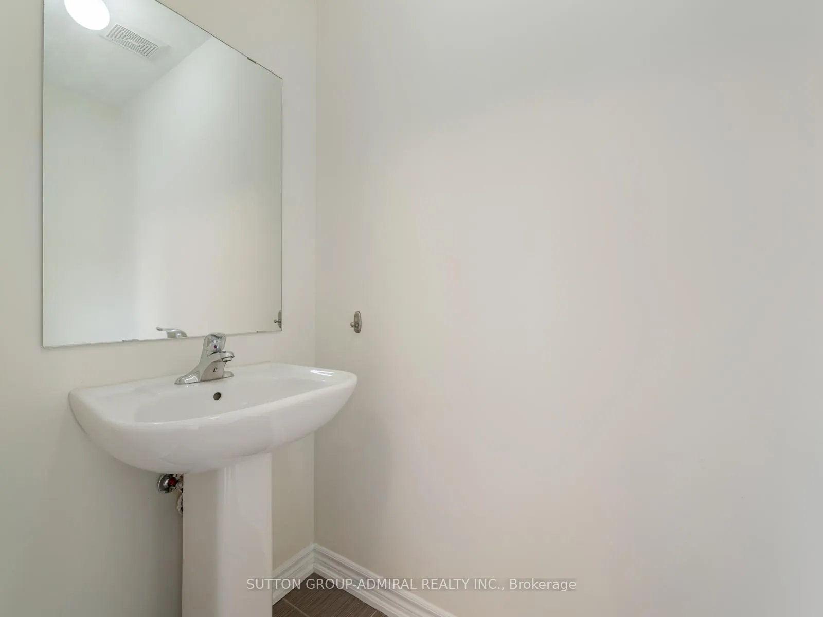 Photo 9 of 10 Golden Trail, Vaughan, Patterson — HOMEH
