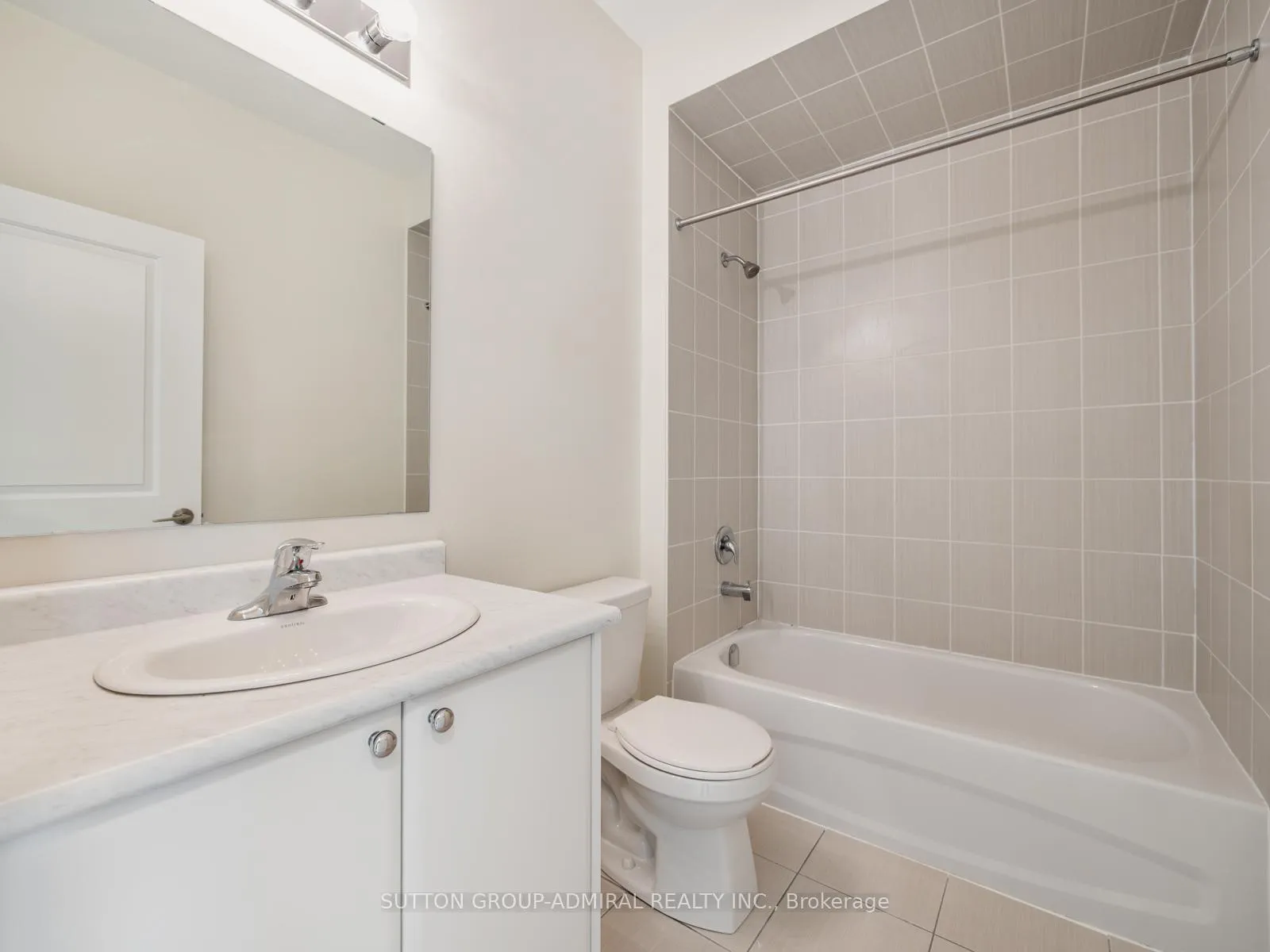 Photo 20 of 10 Golden Trail, Vaughan, Patterson — HOMEH