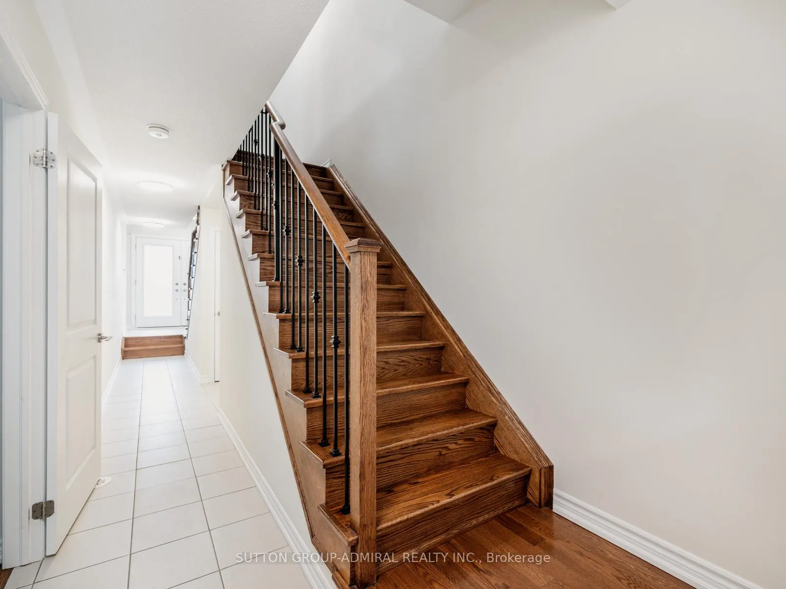 Photo 21 of 10 Golden Trail, Vaughan, Patterson — HOMEH