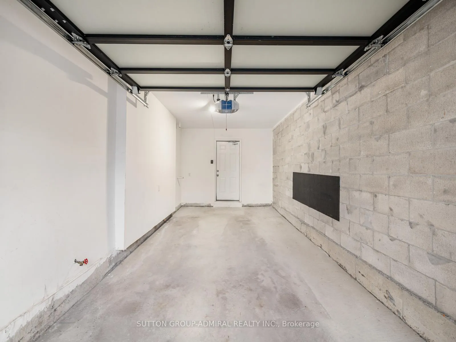 Photo 30 of 10 Golden Trail, Vaughan, Patterson — HOMEH