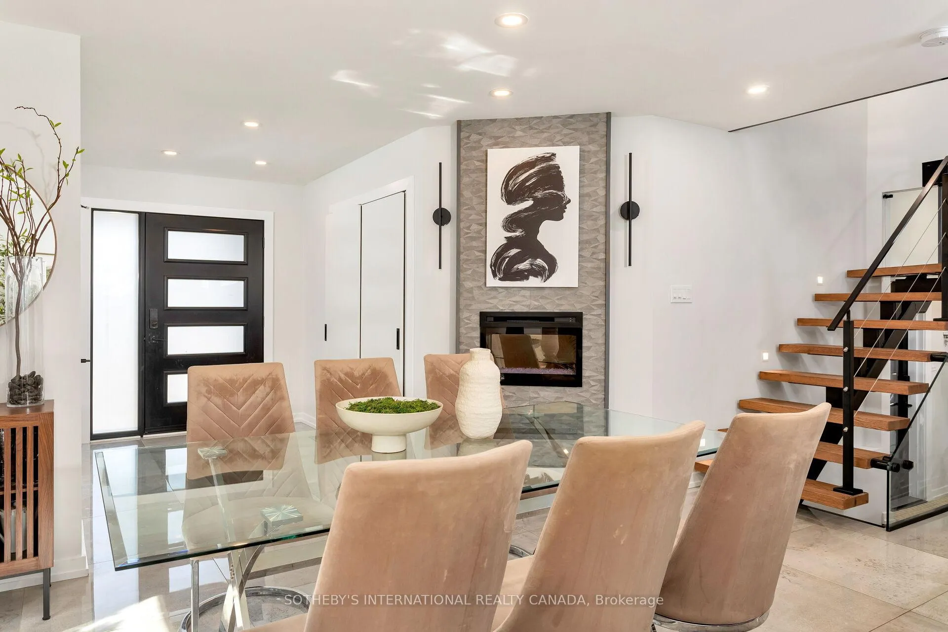 Photo 1 of 173 South Belair Drive, Vaughan, Sonoma Heights — HOMEH