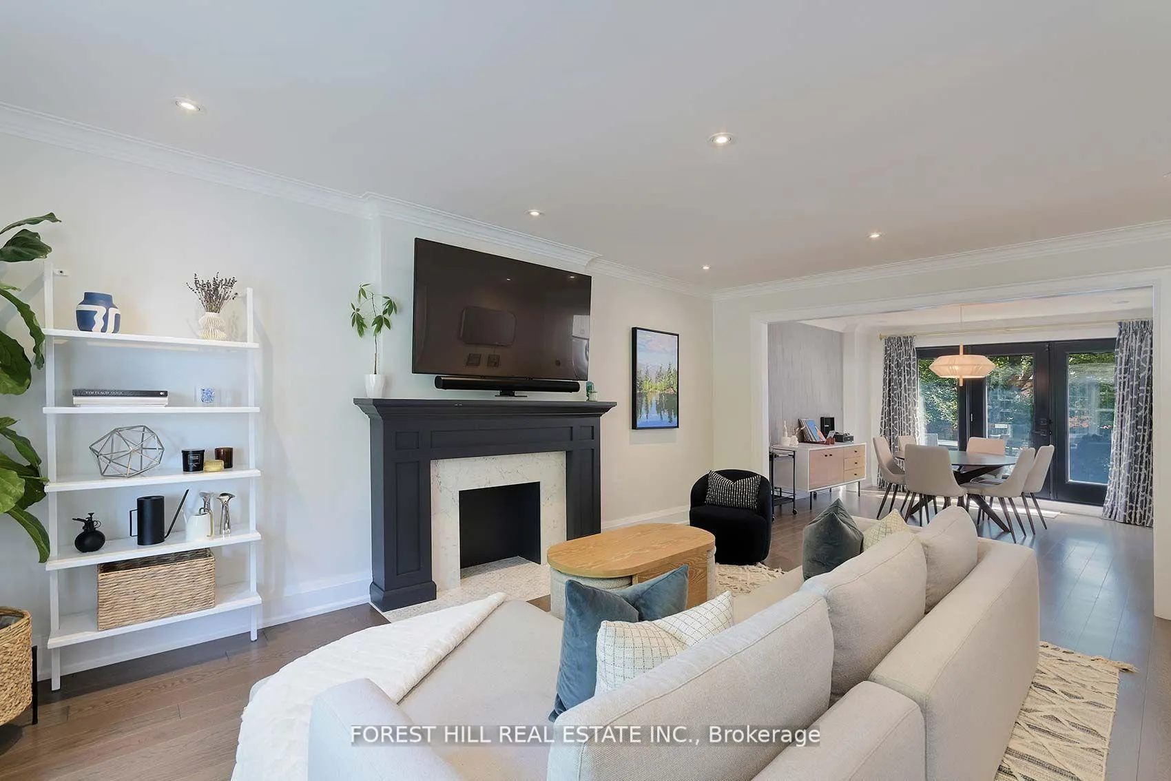 Photo 10 of 9 Peveril Hill S, Toronto, Humewood-Cedarvale — HOMEH