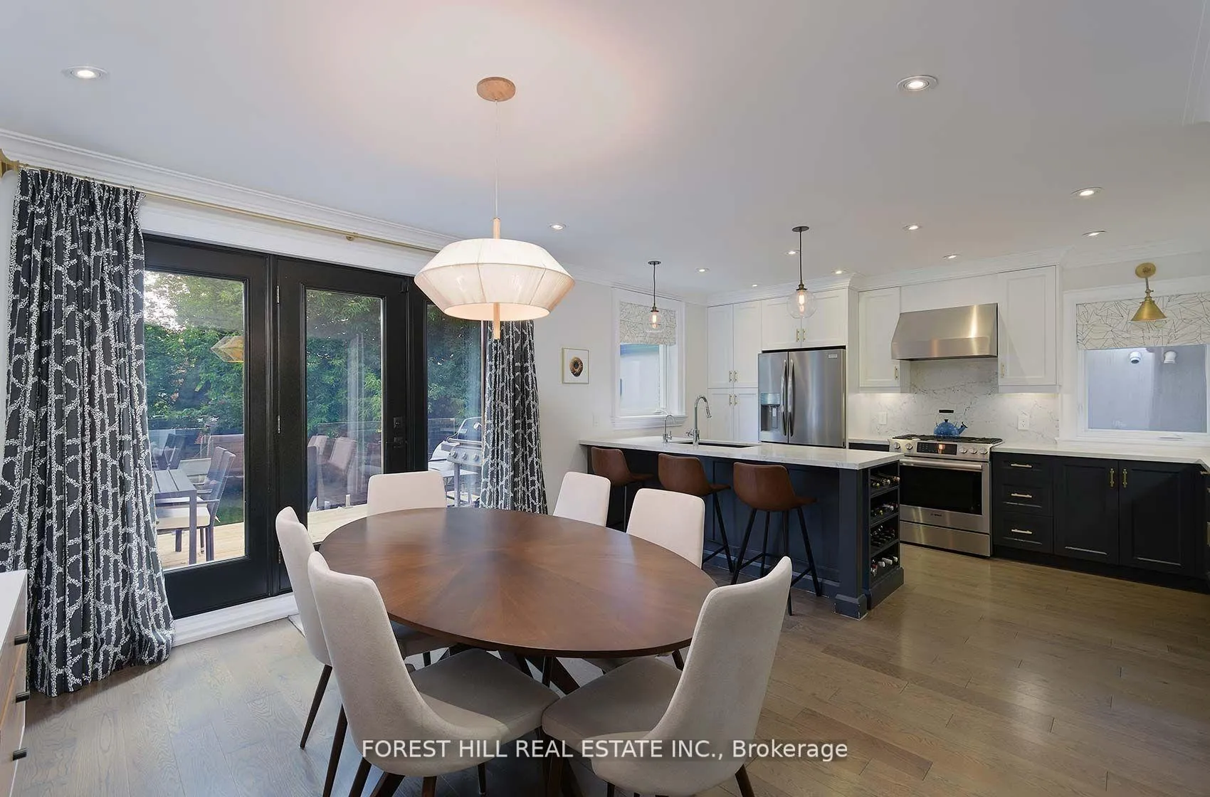 Photo 17 of 9 Peveril Hill S, Toronto, Humewood-Cedarvale — HOMEH