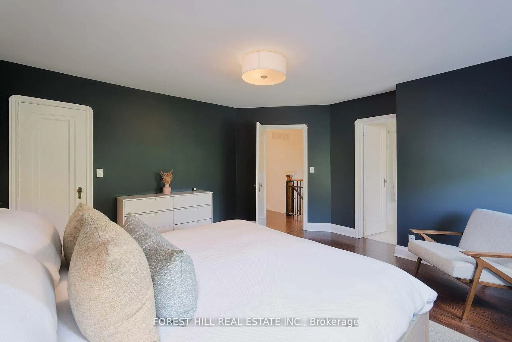 Photo 24 of 9 Peveril Hill S, Toronto, Humewood-Cedarvale — HOMEH