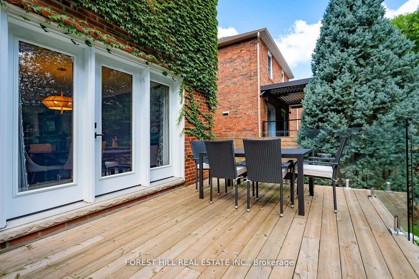 Photo 36 of 9 Peveril Hill S, Toronto, Humewood-Cedarvale — HOMEH