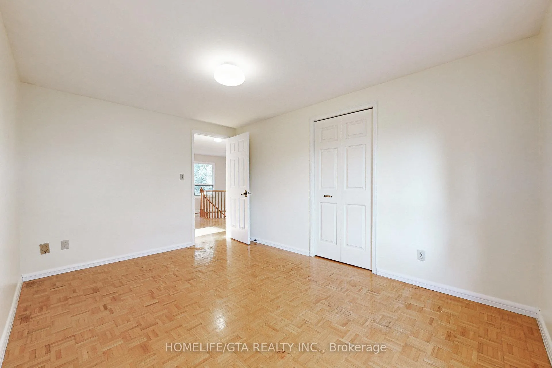 Photo 23 of 28 Wilkins Drive, Kitchener — HOMEH