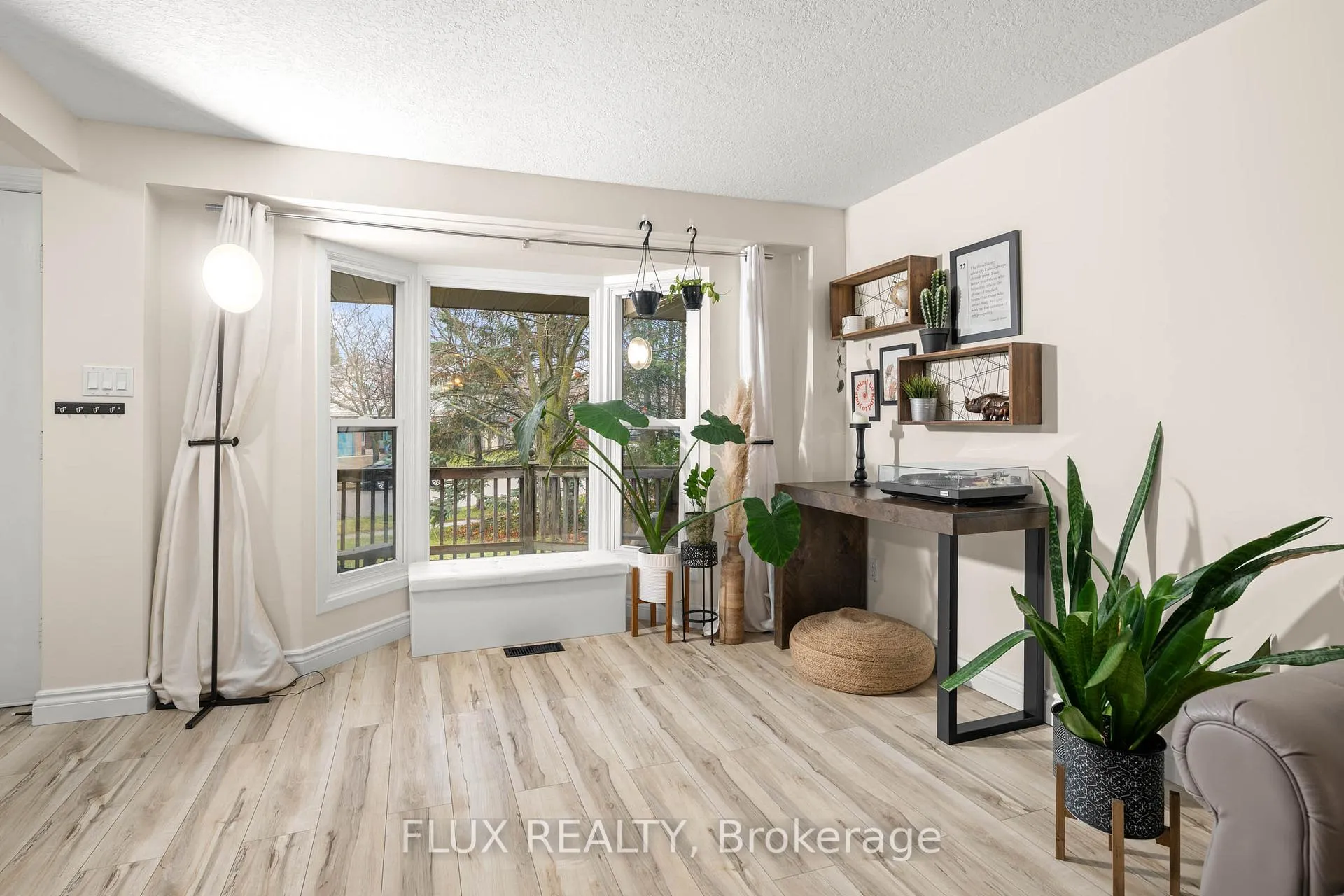 Photo 12 of 159 Rolling Meadows Drive, Kitchener, Forest Heights — HOMEH