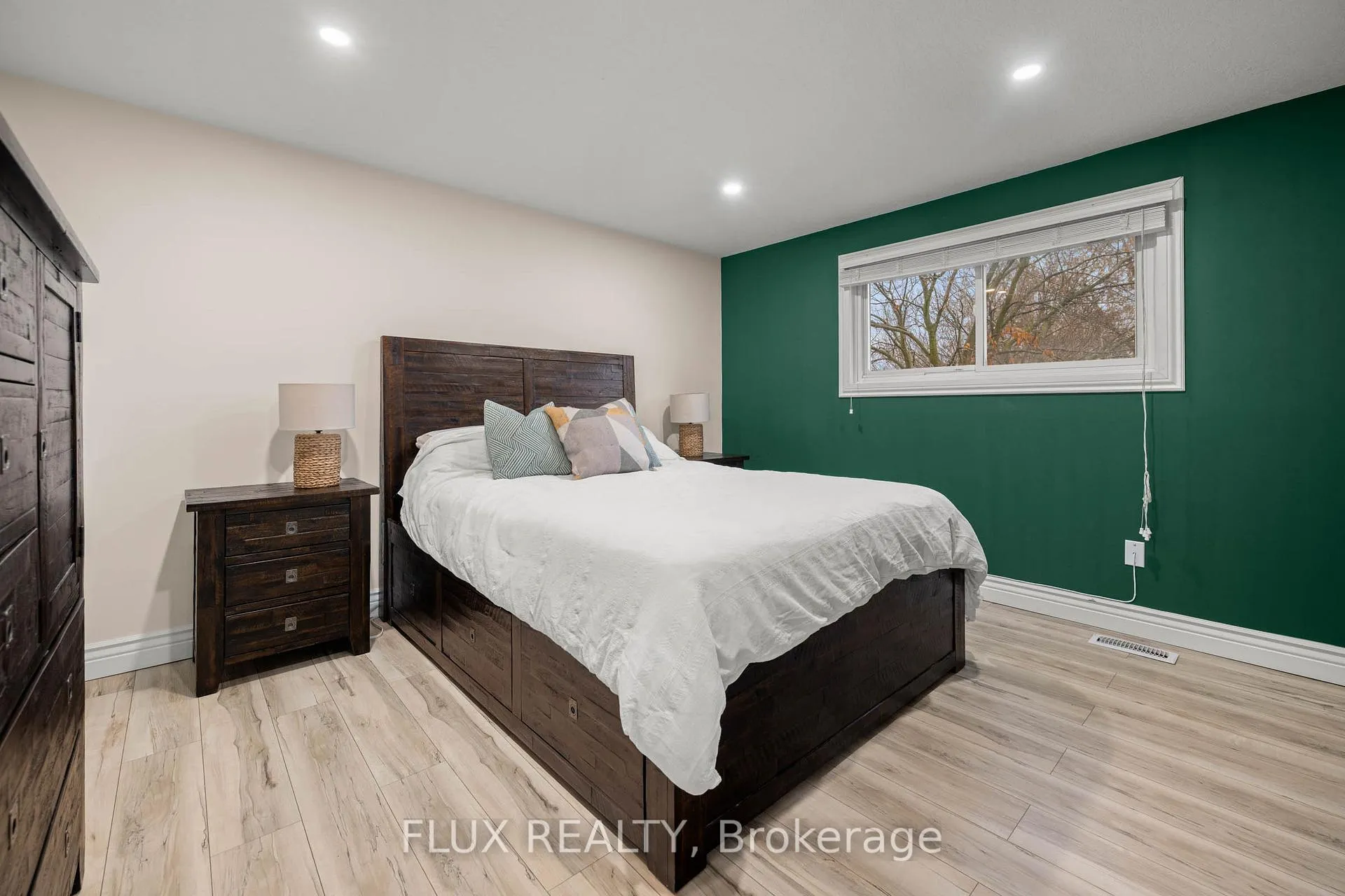 Photo 24 of 159 Rolling Meadows Drive, Kitchener, Forest Heights — HOMEH