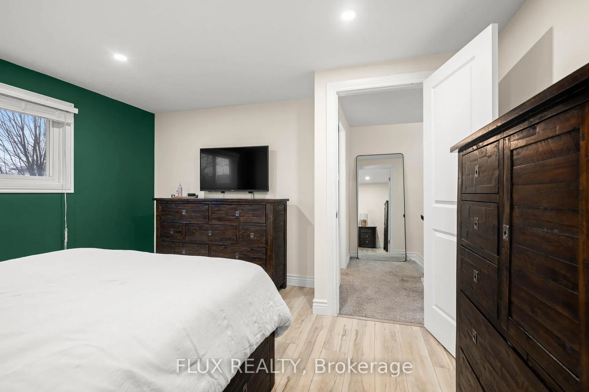 Photo 25 of 159 Rolling Meadows Drive, Kitchener, Forest Heights — HOMEH