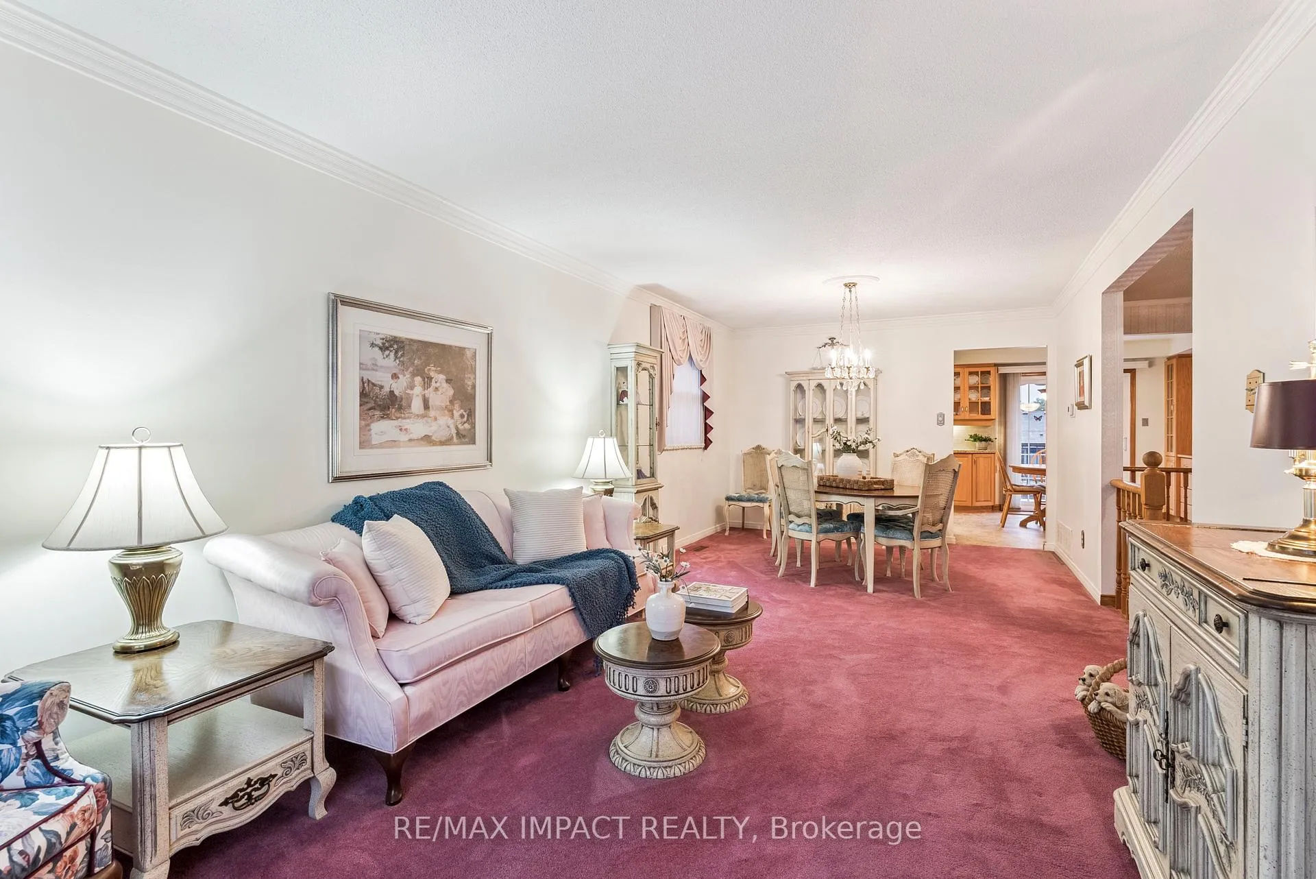 Photo 7 of 145 Hialeah Crescent, Whitby, Blue Grass Meadows — HOMEH